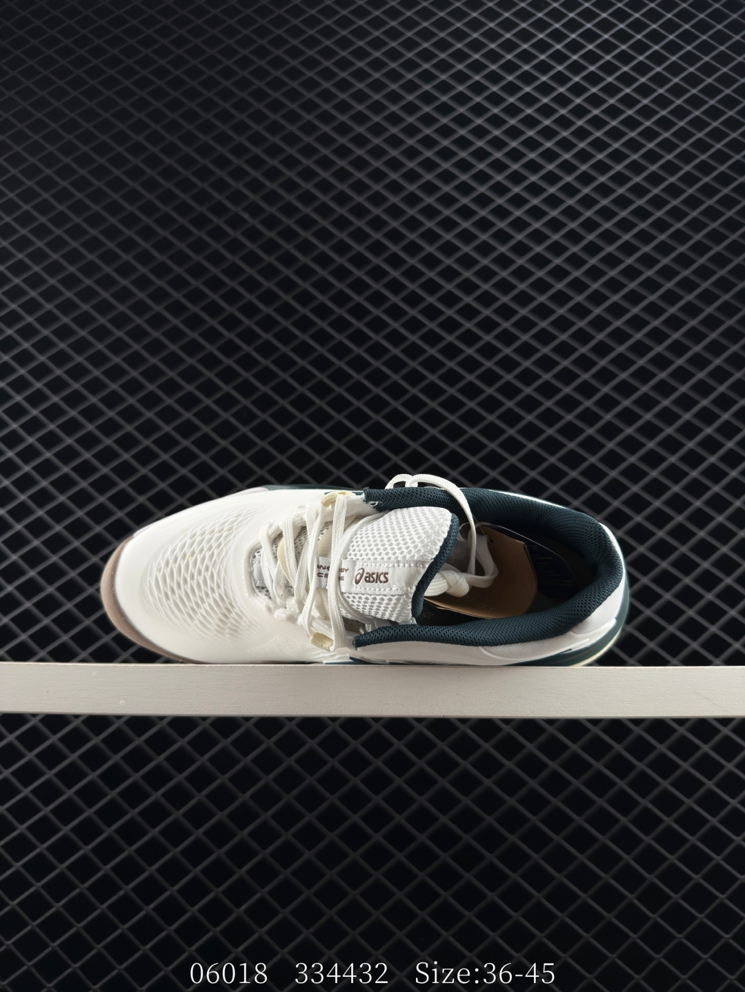 ASICS GEL-RESOLUTION X