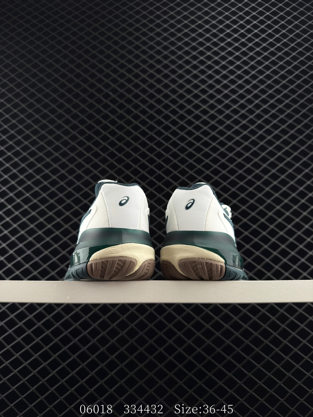 ASICS GEL-RESOLUTION X