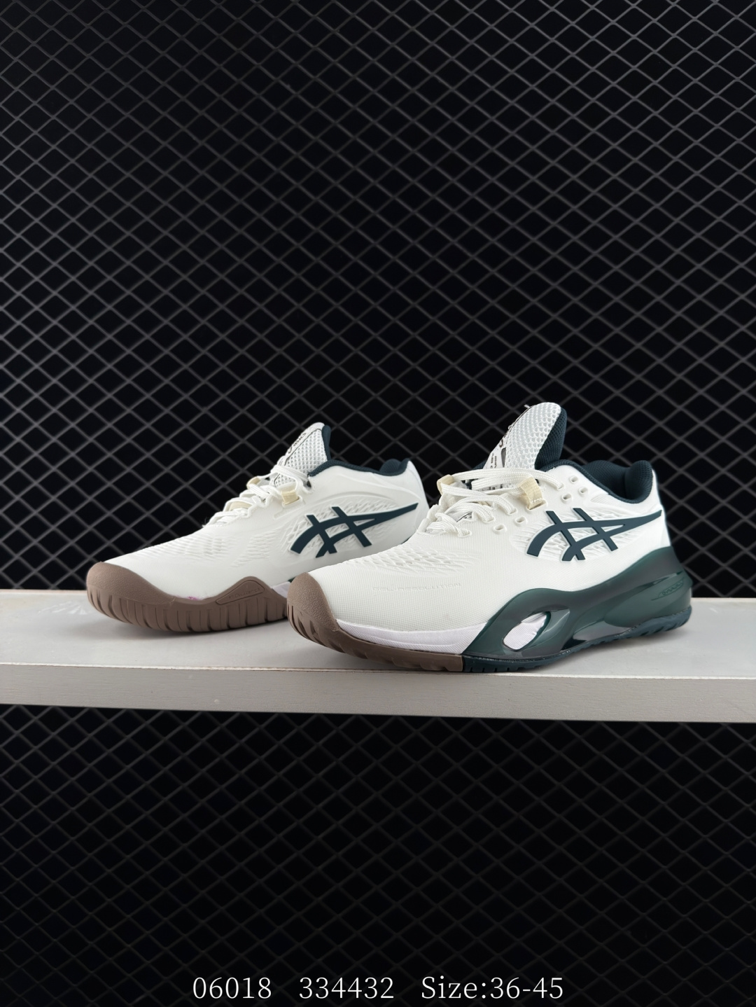 ASICS GEL-RESOLUTION X