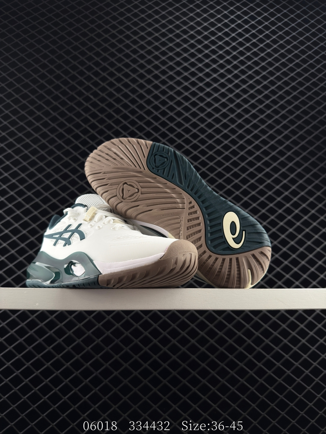 ASICS GEL-RESOLUTION X