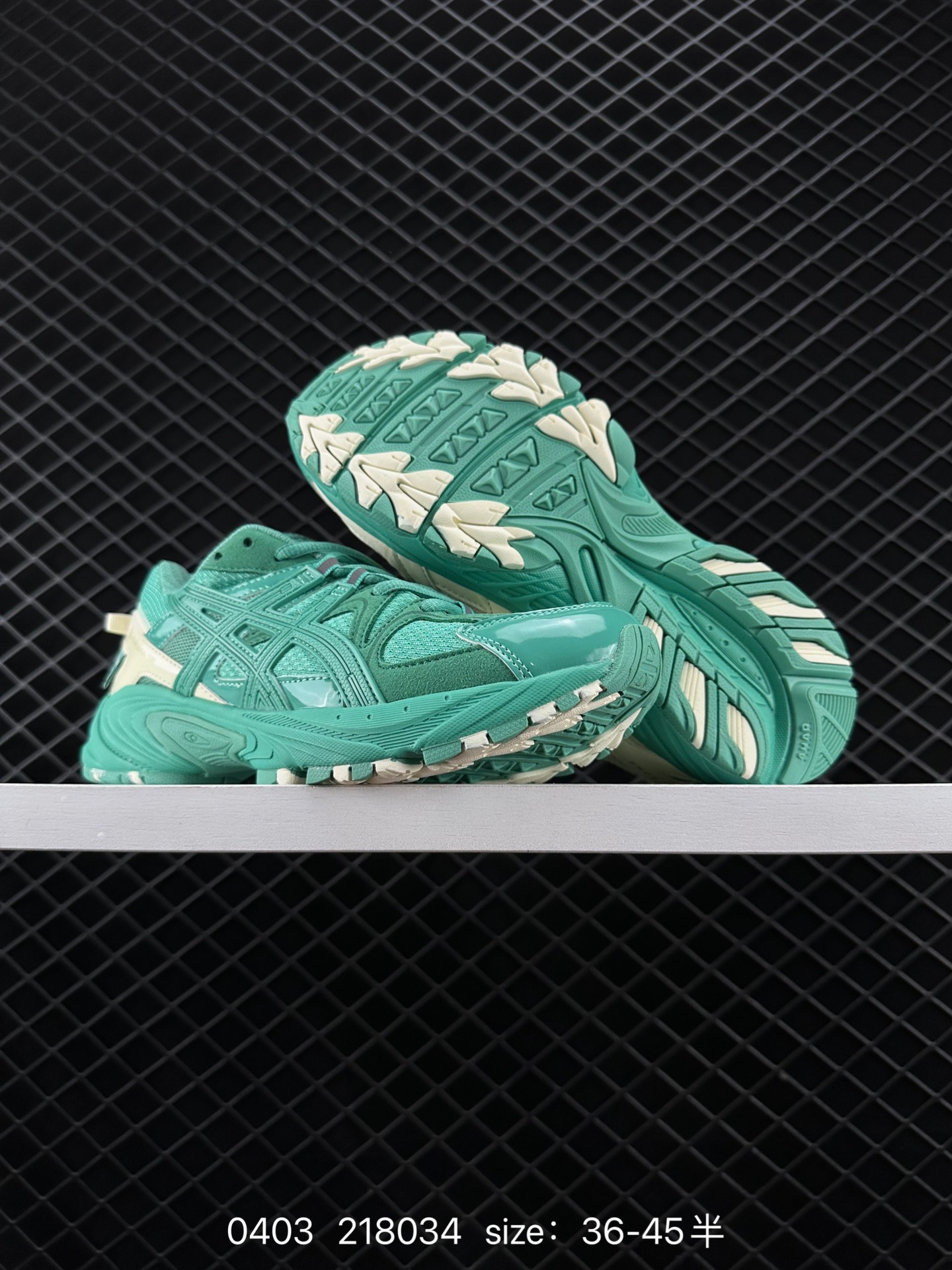 ASICS   GEL-KAHANA TR