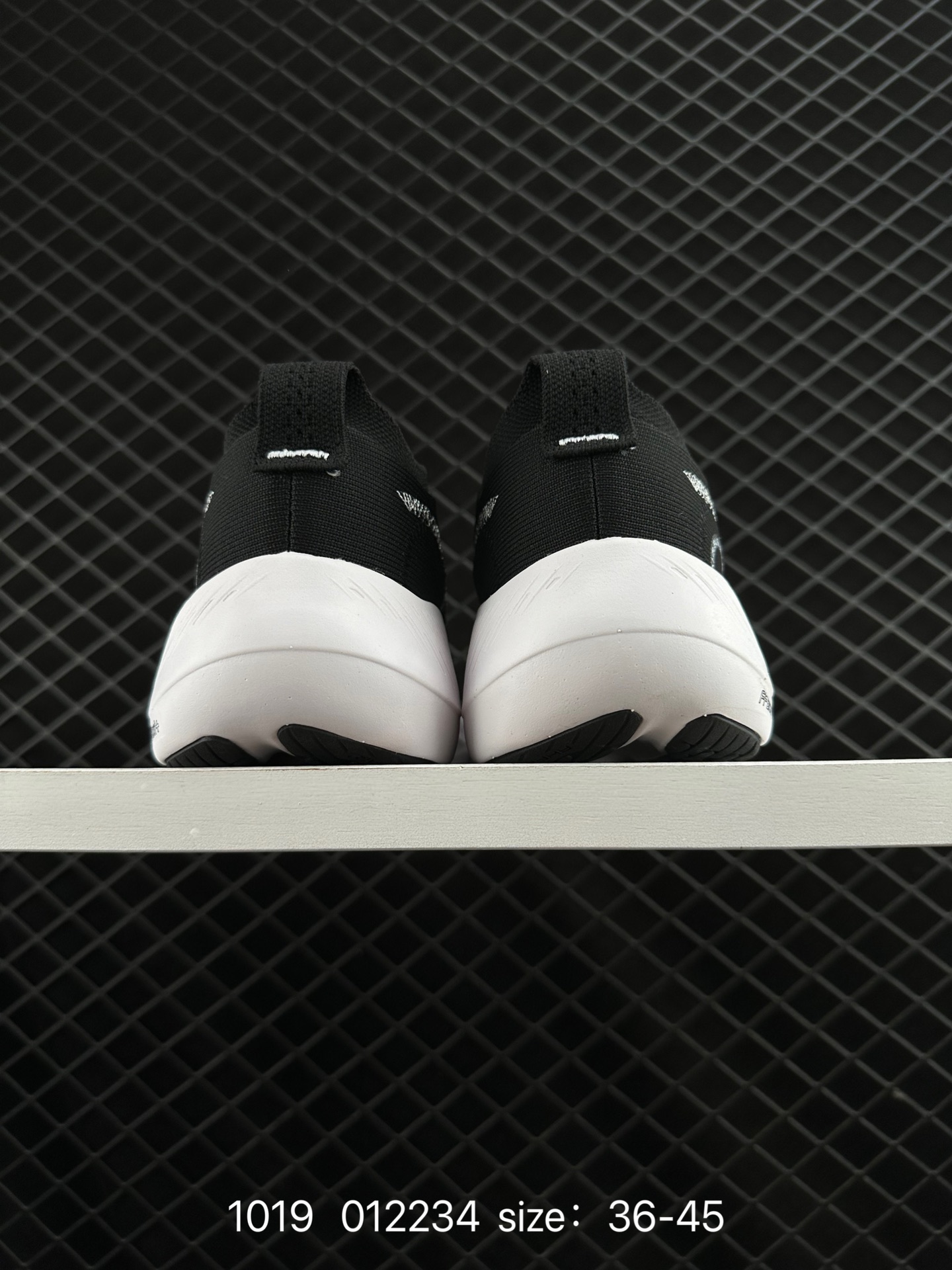 Asics  Nimbus Mirai Paris