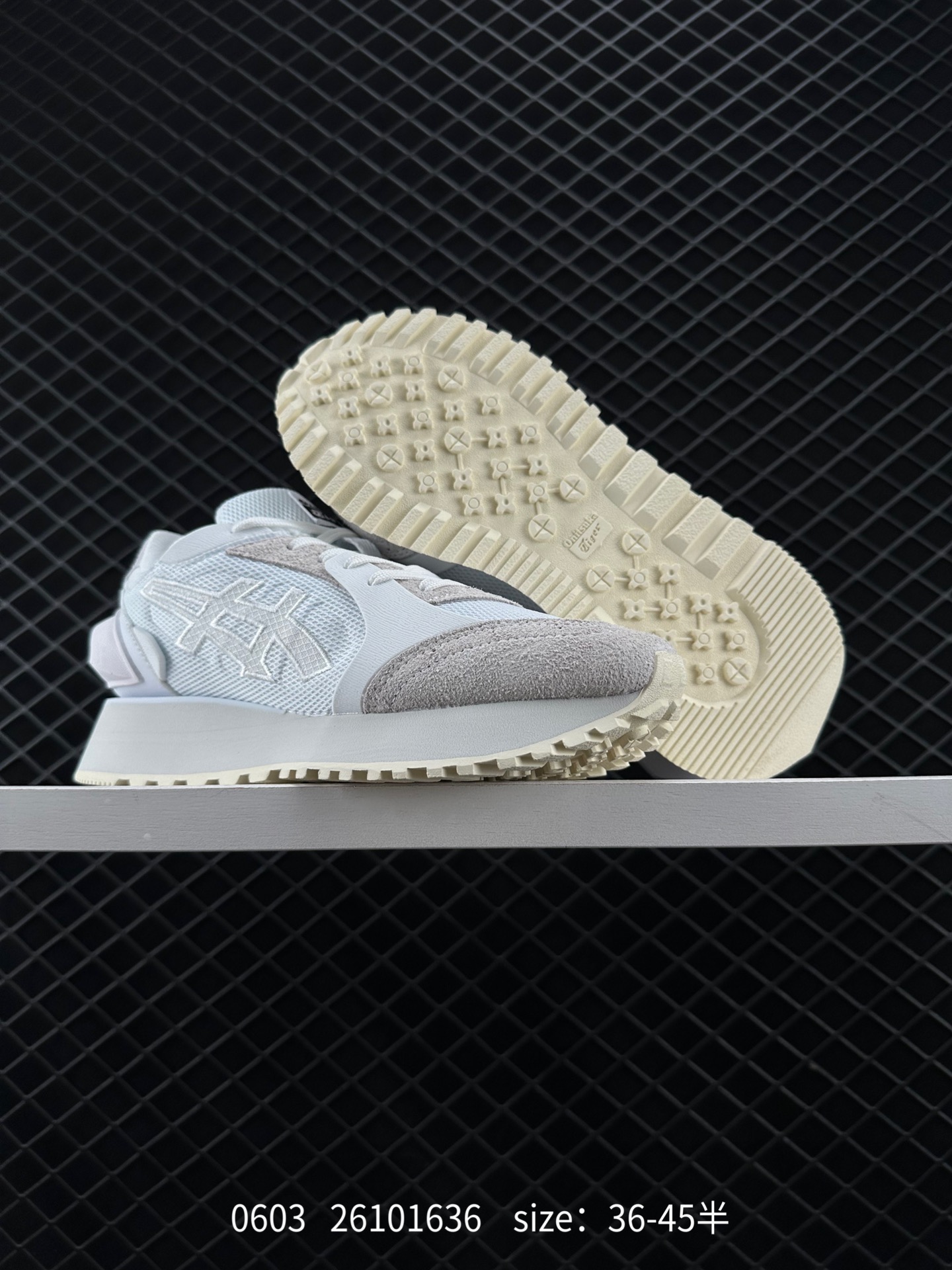 Asics Onitsuka Tiger MOAGE CO