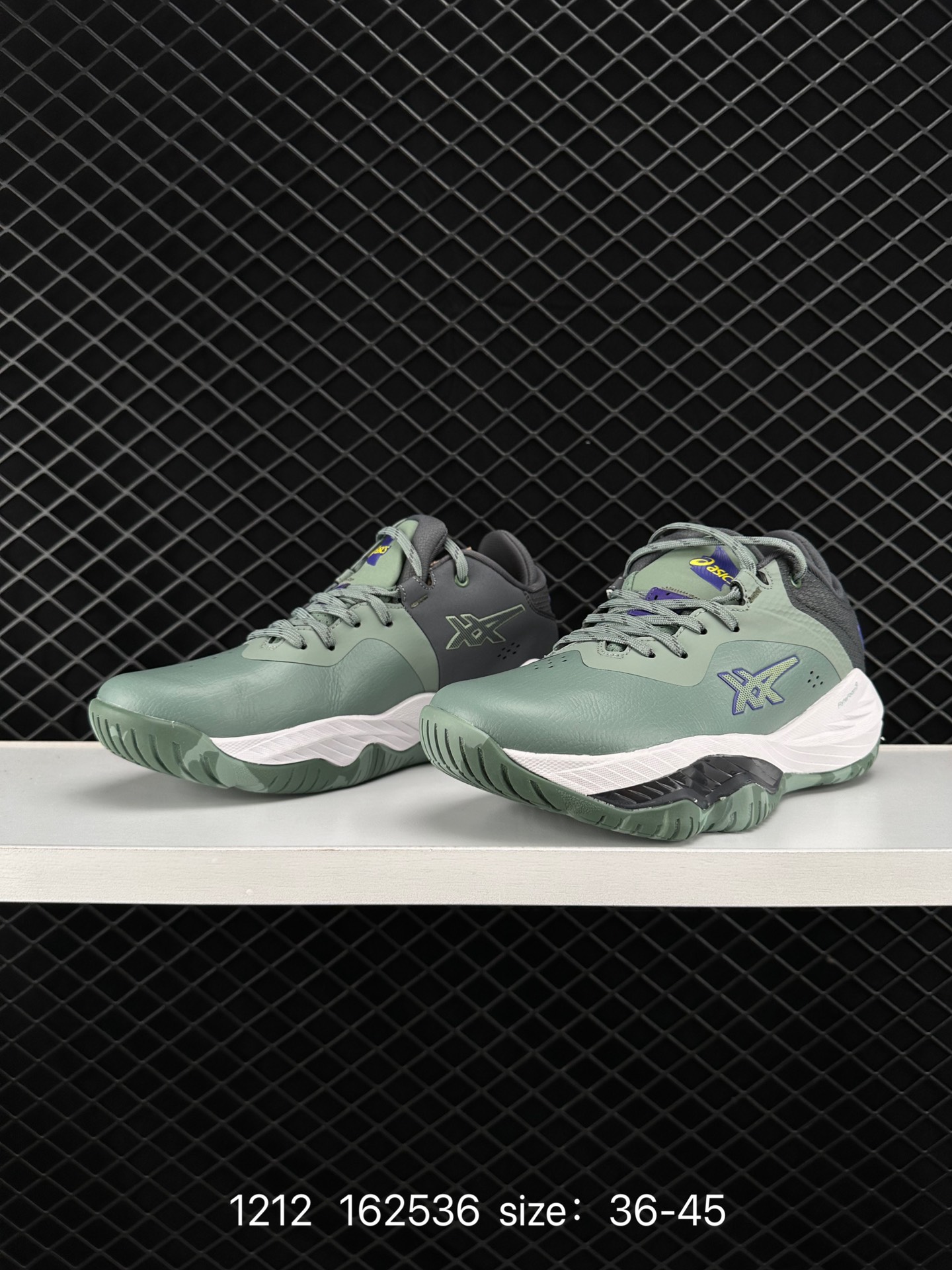 asics Nova Surge LOW