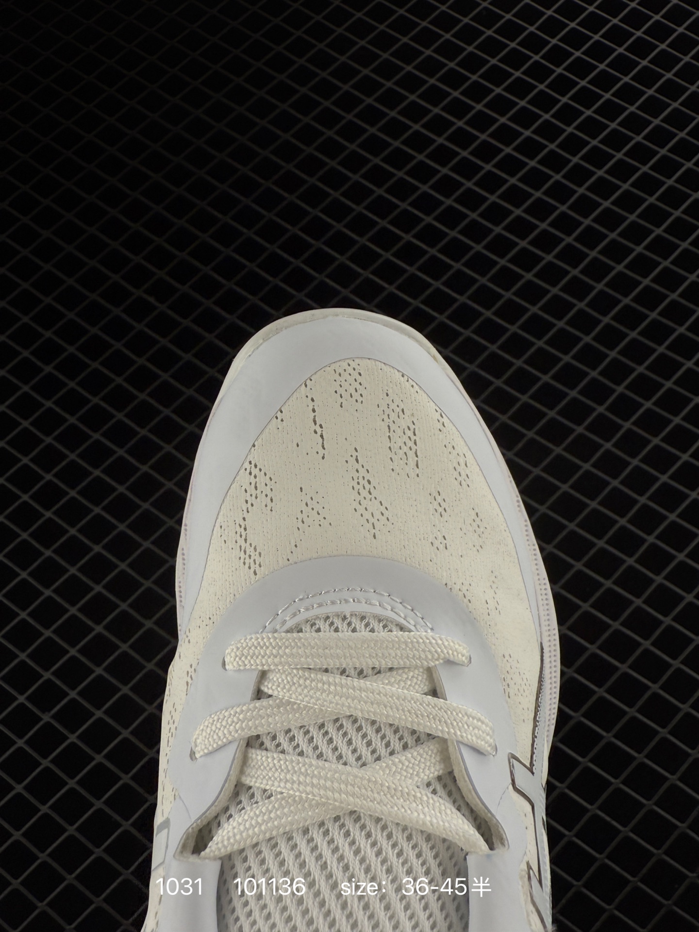 ASICS NETBURNER BALLISTIC FF 4