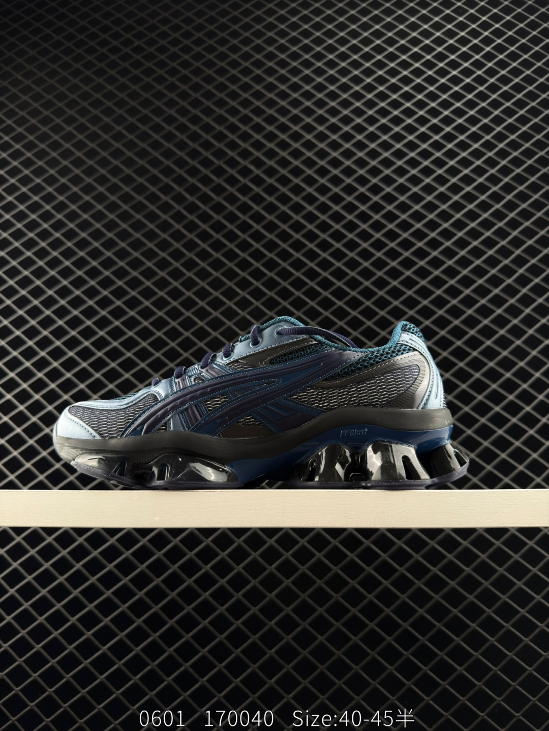 Asics US5-S GEL-QUANTUM KINETIC