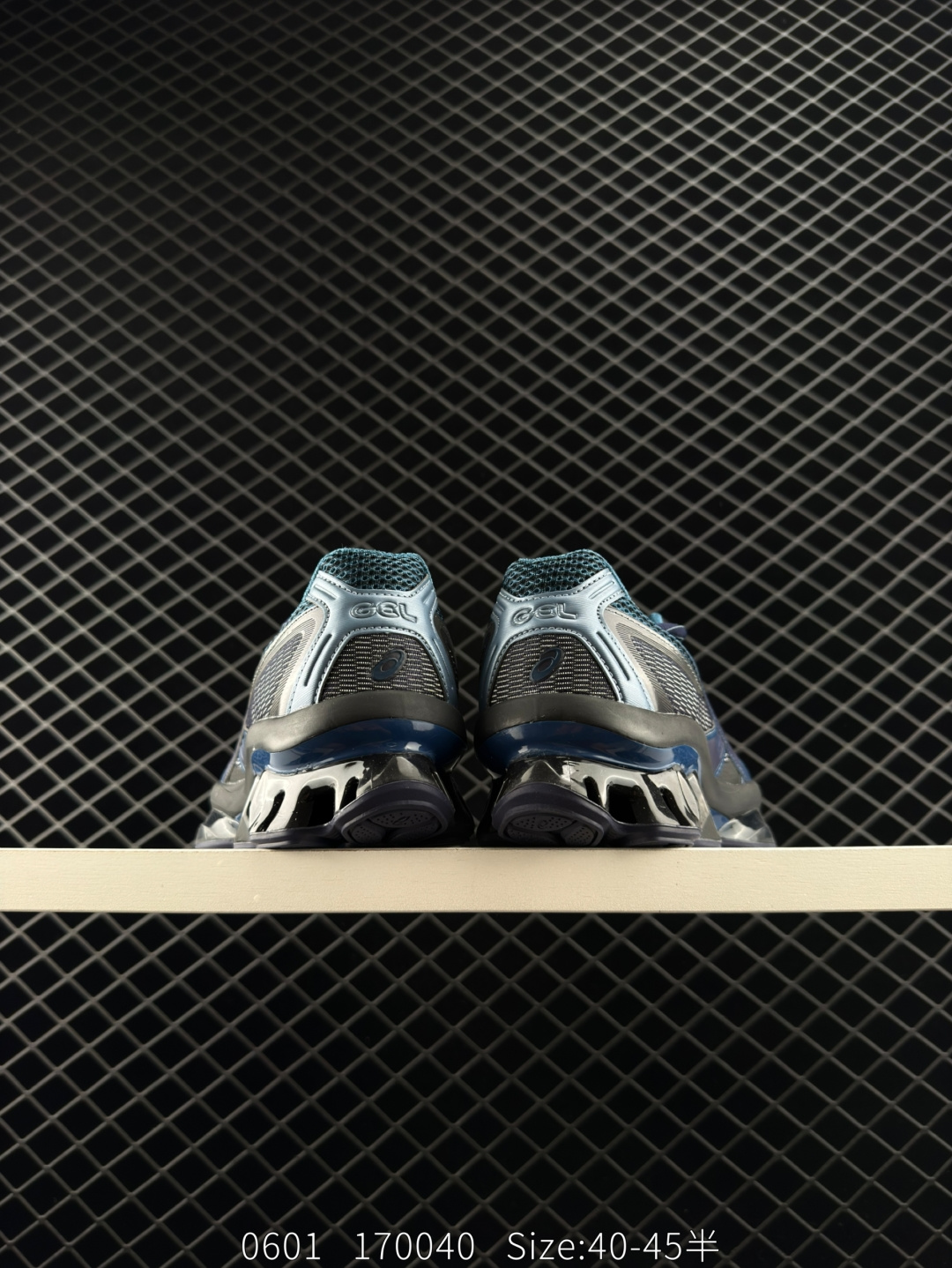 Asics US5-S GEL-QUANTUM KINETIC