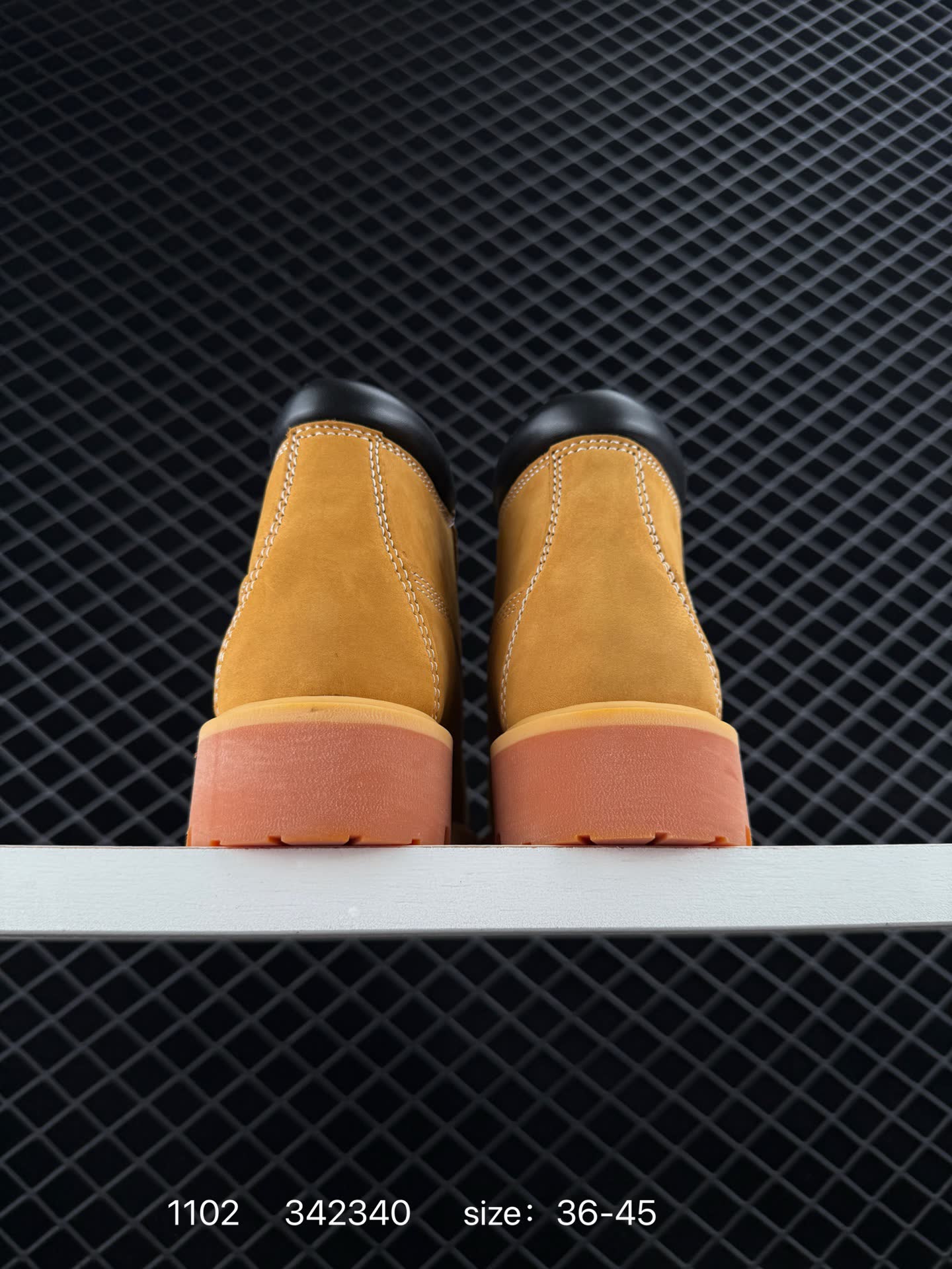 Timberland   6 Inch Leather Boots