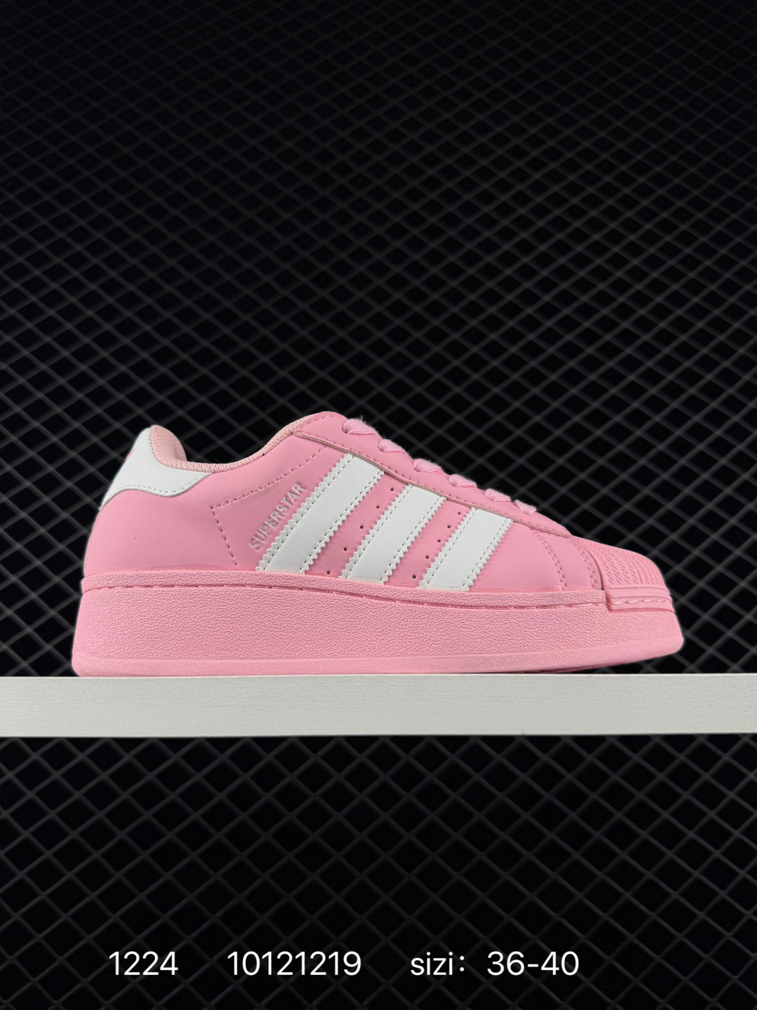 Adidas Originals Superstar XLG Adidas Originals Superstar XLG
