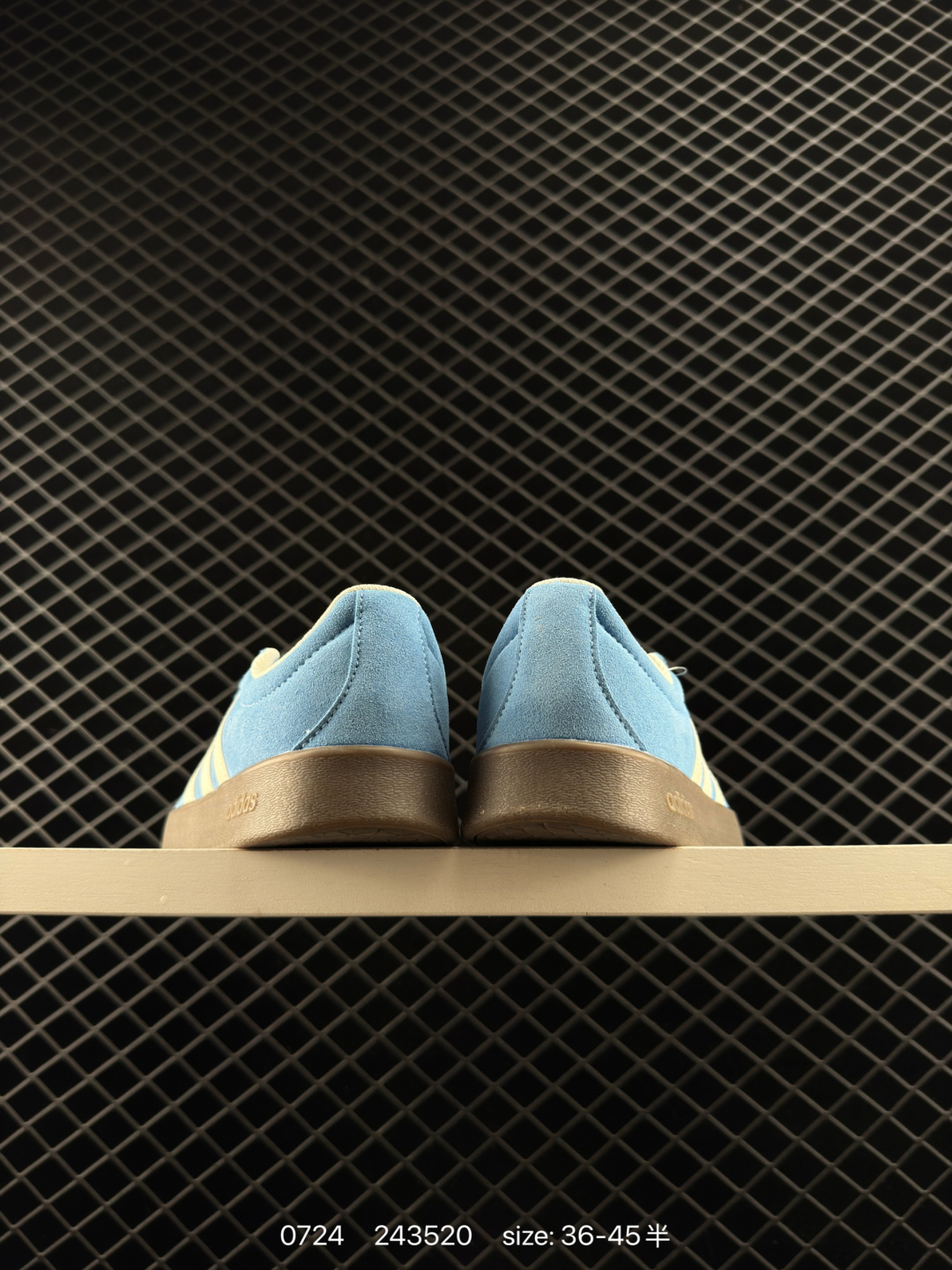 Adidas CourtVI Classic