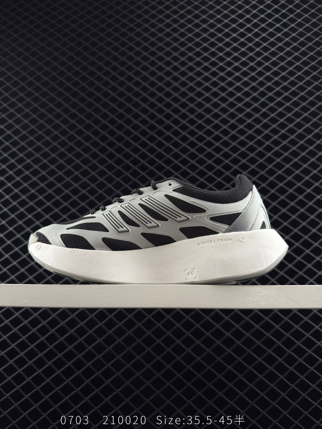 adidas   ADIZERO ARUKU