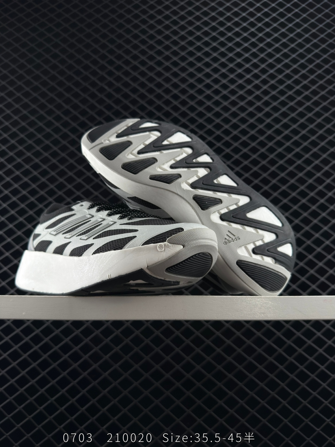 adidas   ADIZERO ARUKU