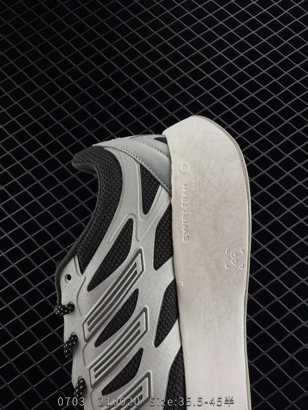 adidas   ADIZERO ARUKU