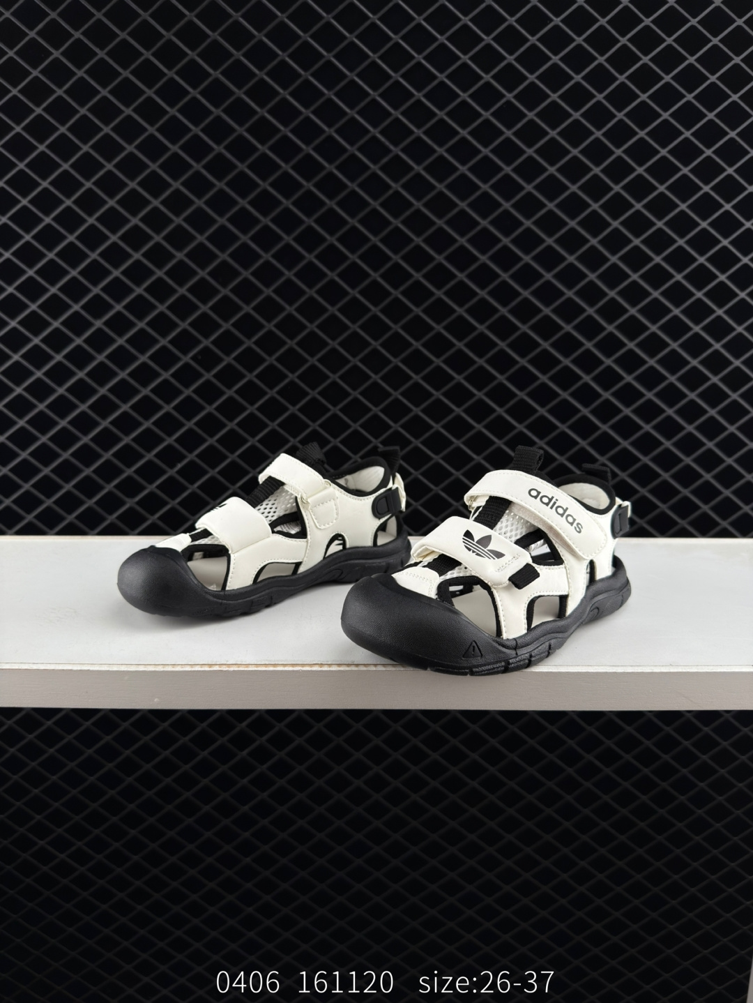 Adidas MADE IN VIETMAMM