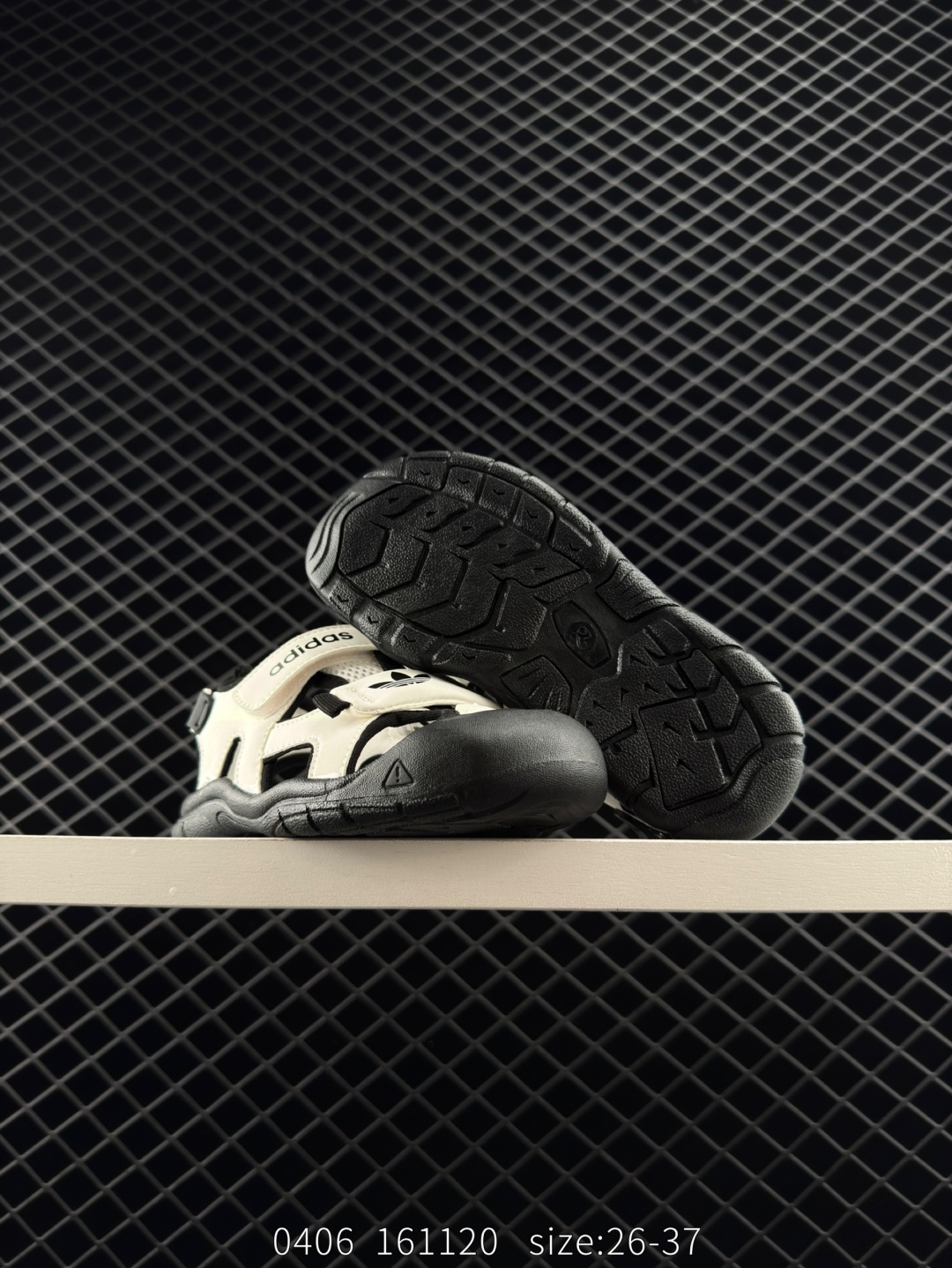 Adidas MADE IN VIETMAMM