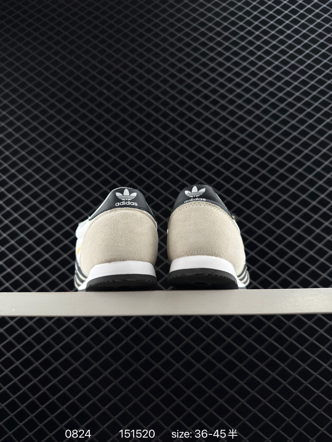 Adidas originals R71