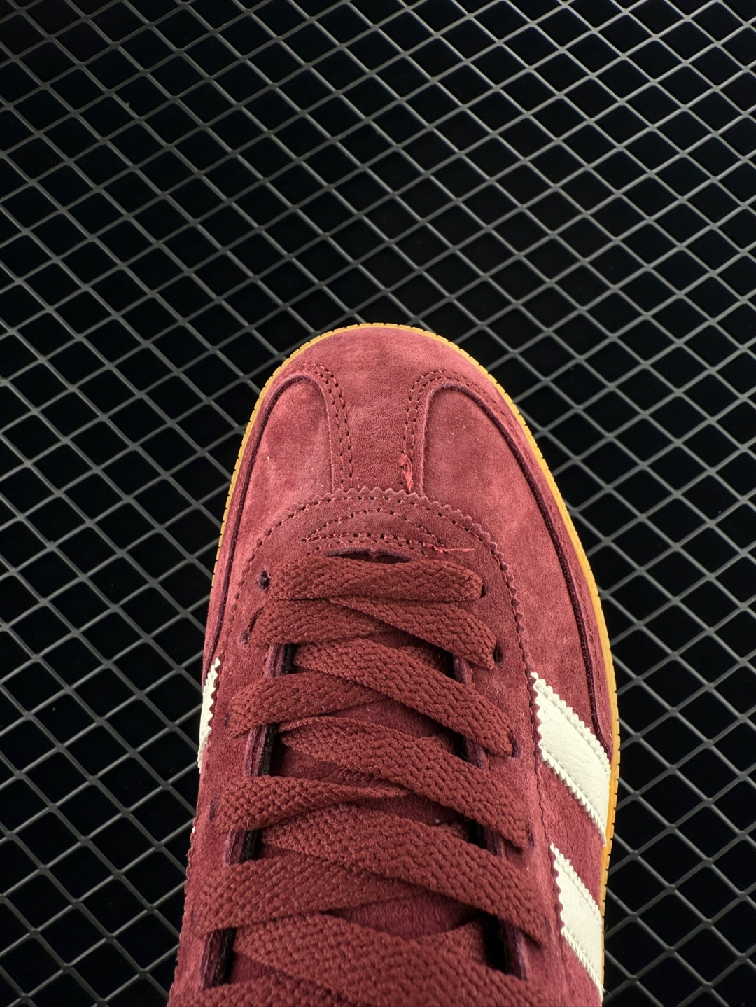 adidas originals HANDBALL SPEZIAL Shadow Rot OFF-WHITE