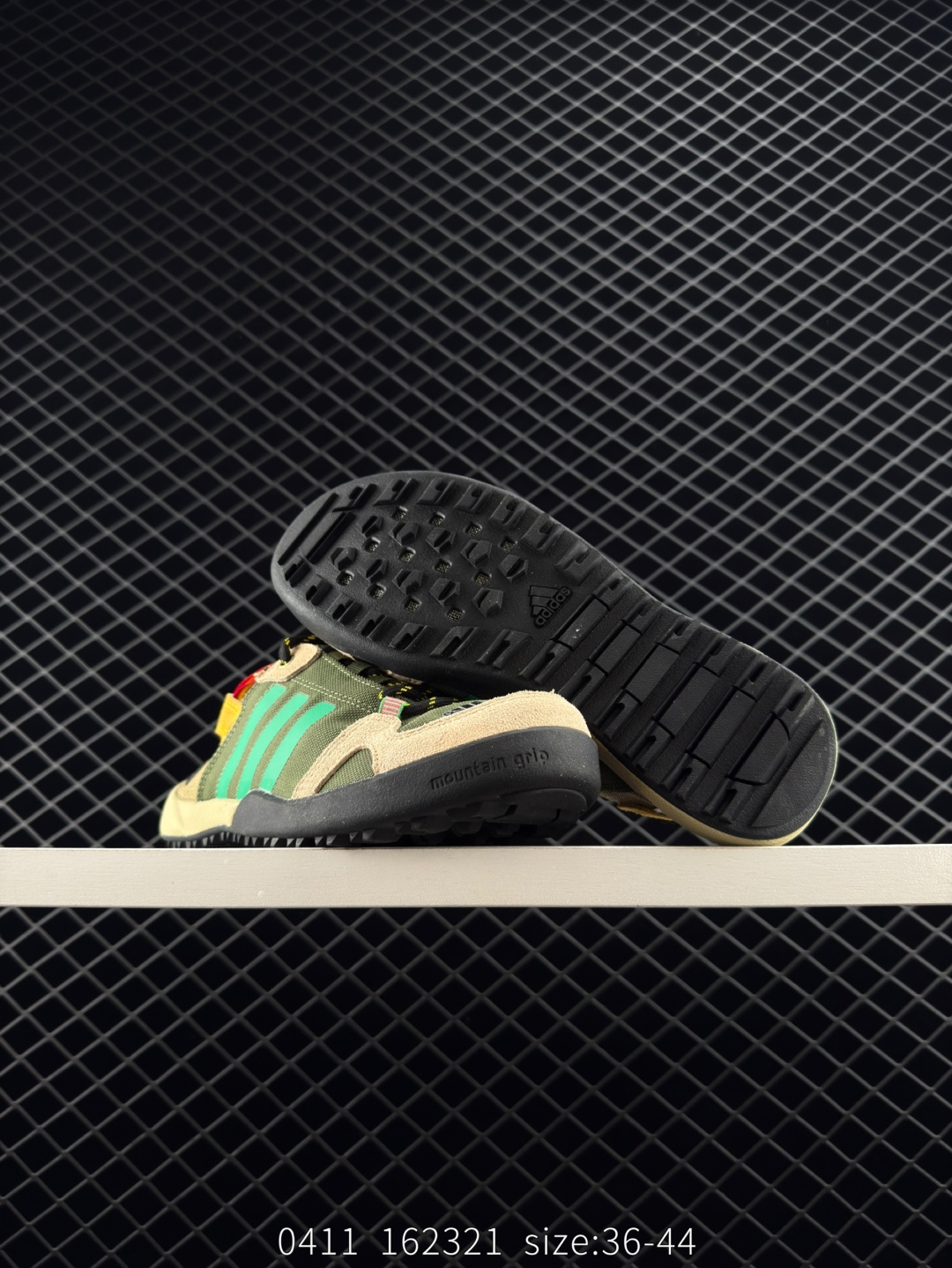 Adidas Daroga Canvas 2021