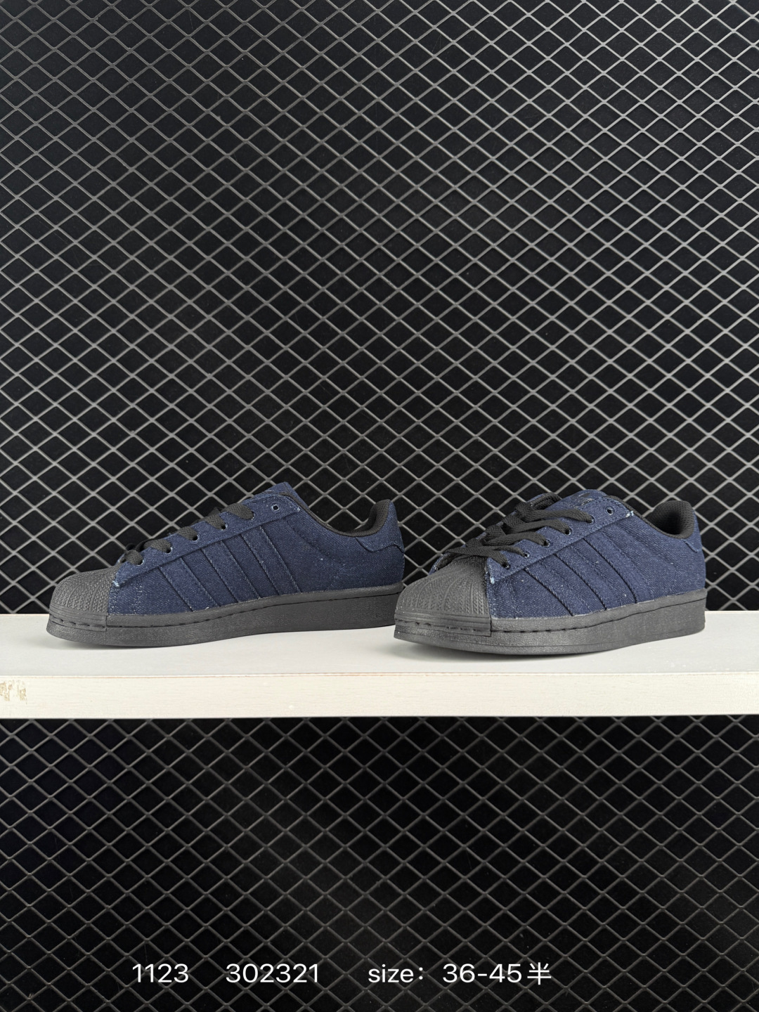 Adidas Originals Superstar XLG ID5698