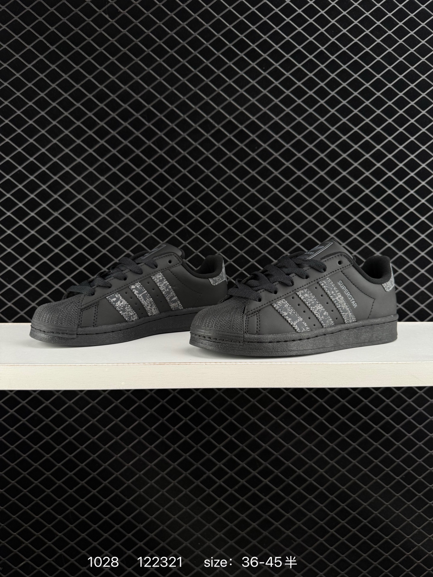 Adidas   Originals Superstar II