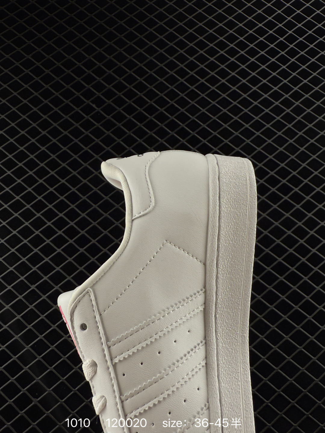 Hello Kitty x adidas originals SUPERSTAR