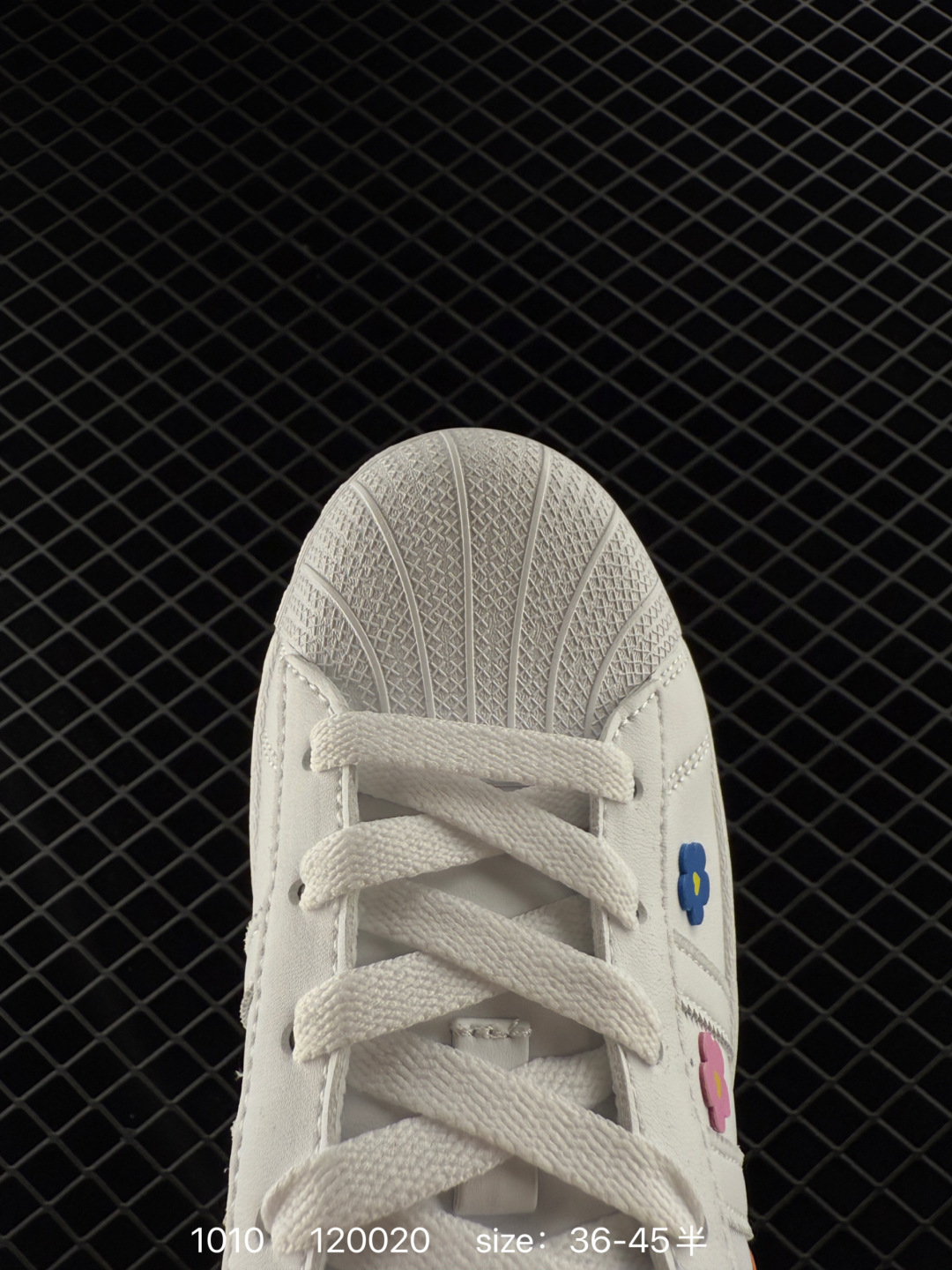 Hello Kitty x adidas originals SUPERSTAR