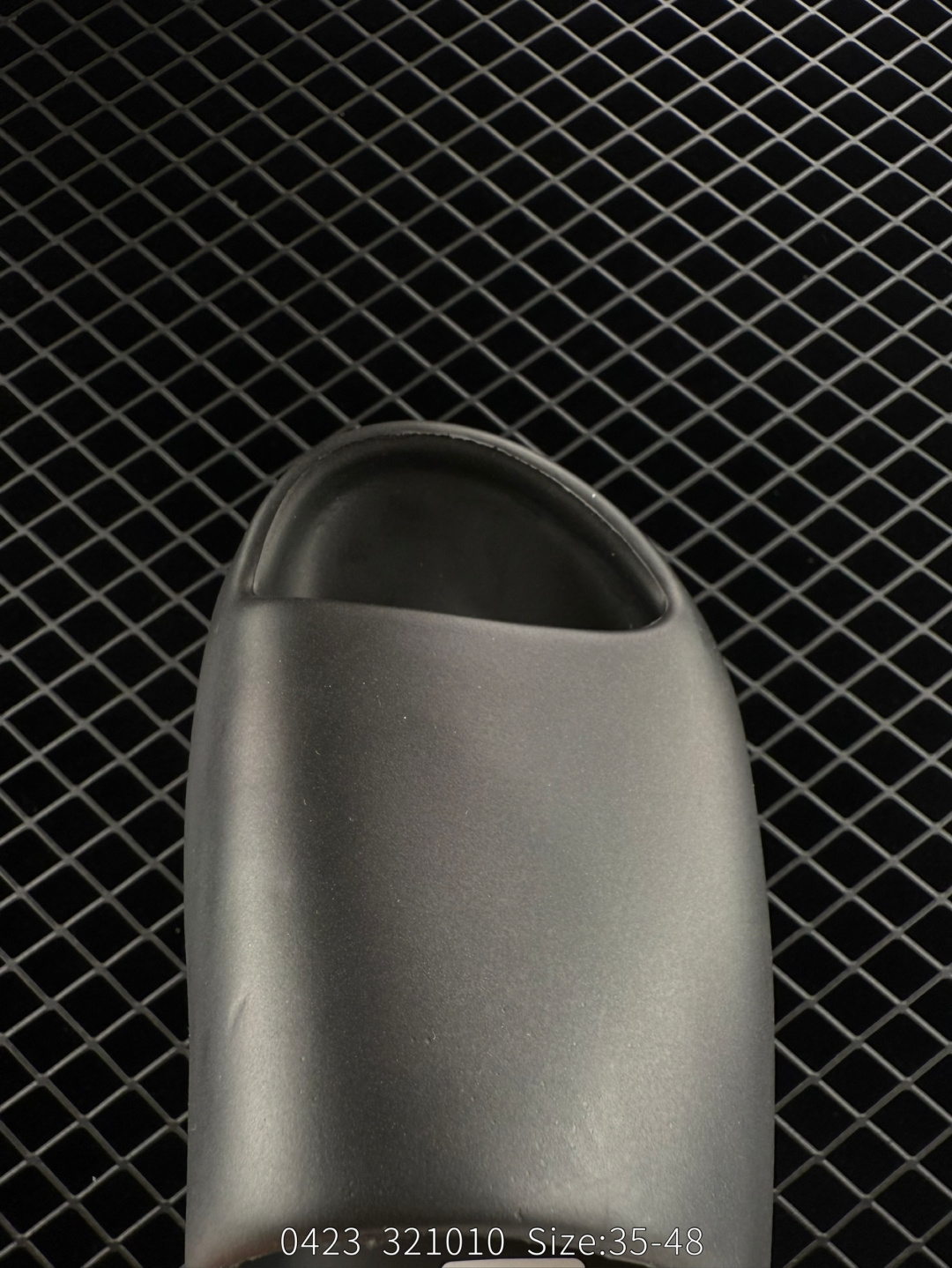 Adidas Yeezy Slide “Onyx”