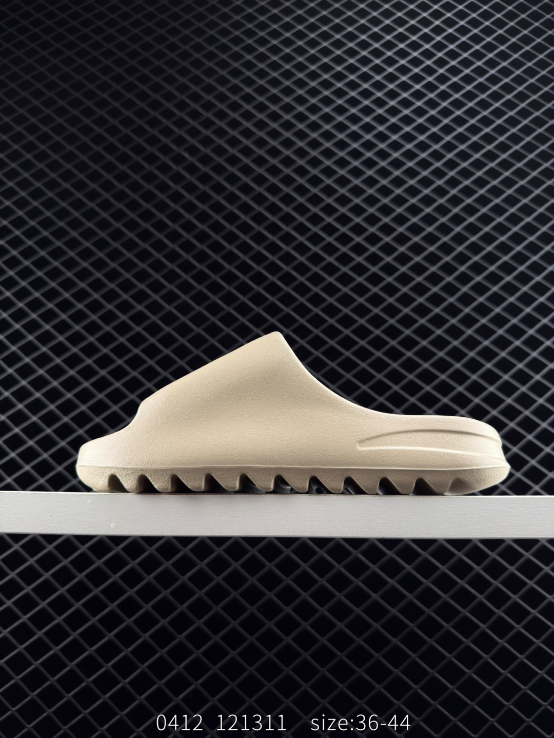 Adidas Yeezy Slide “Onyx”