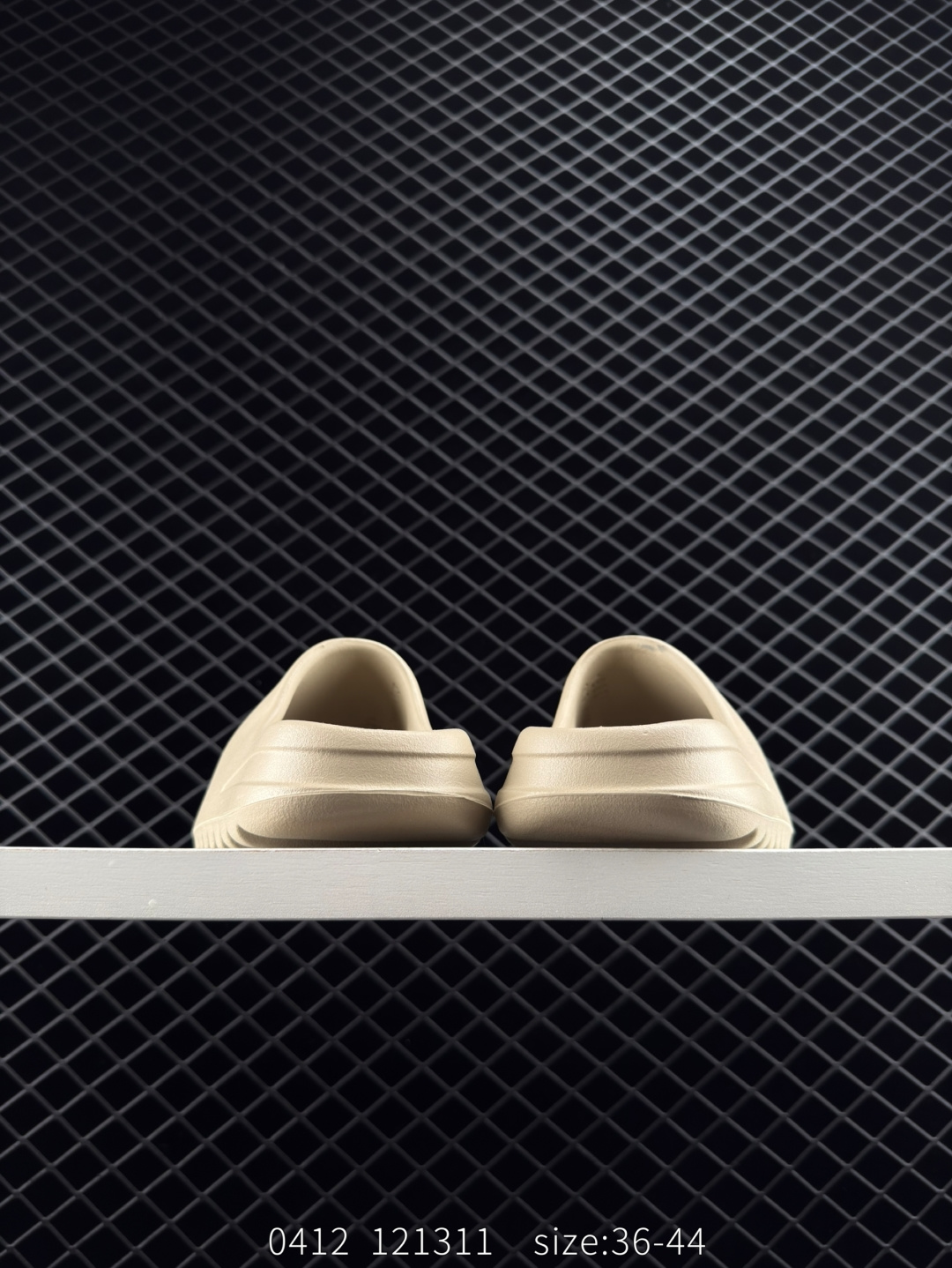 Adidas Yeezy Slide “Onyx”