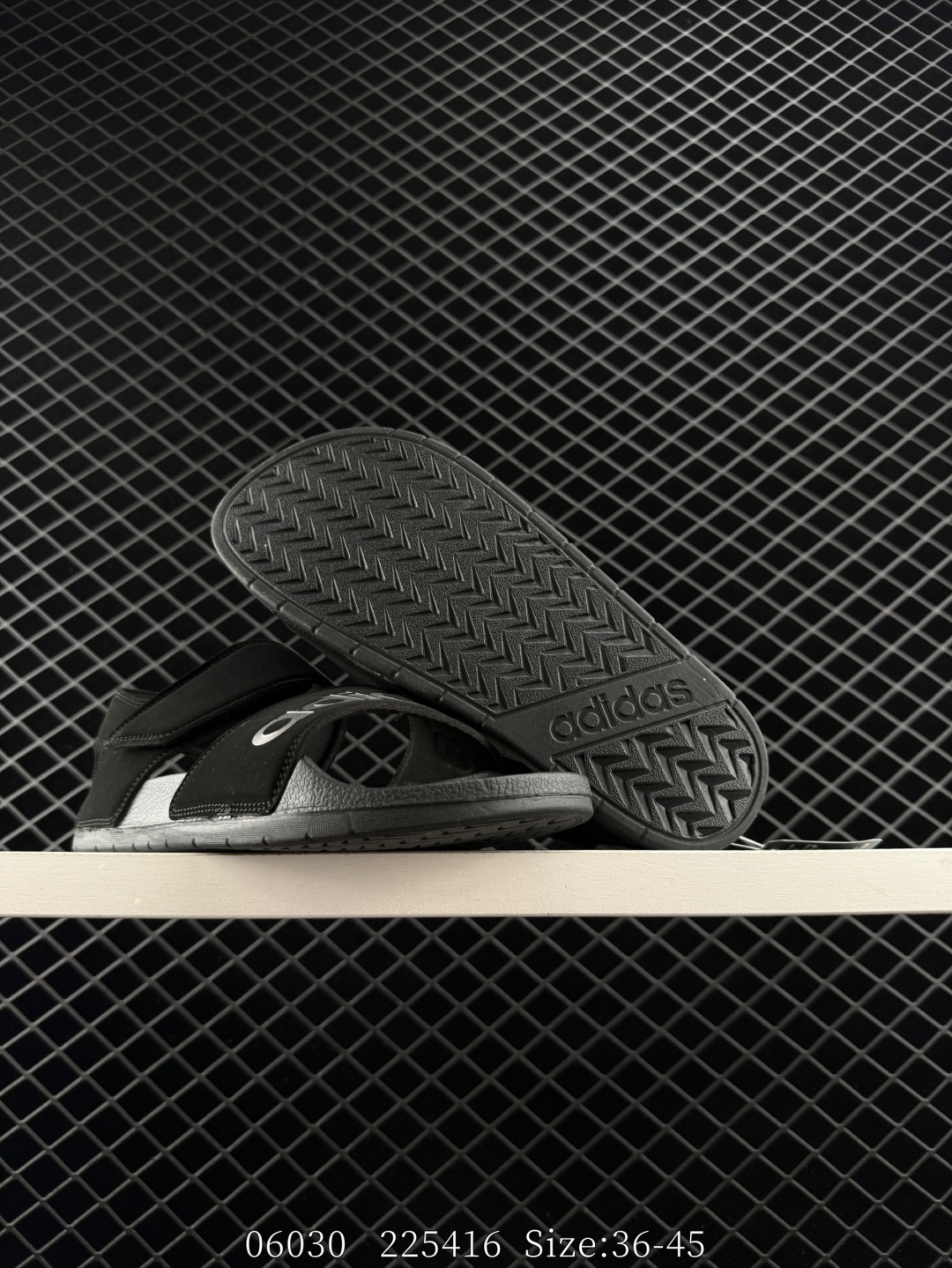 adidas ADILETTE SANDAL 4.0