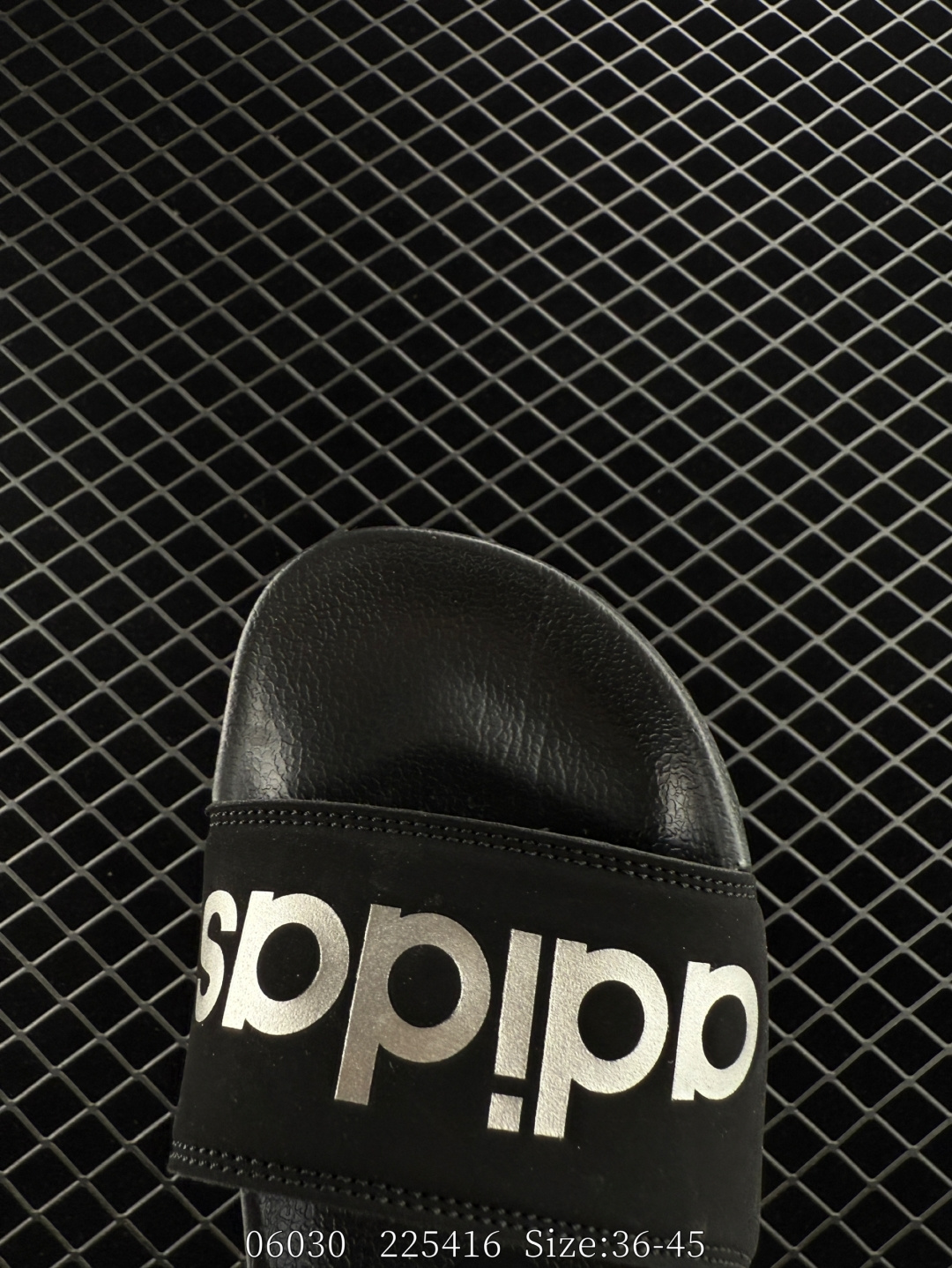 adidas ADILETTE SANDAL 4.0