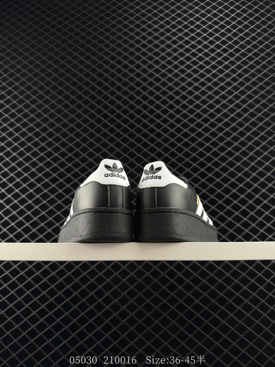 Adidas Originals Superstar XLG