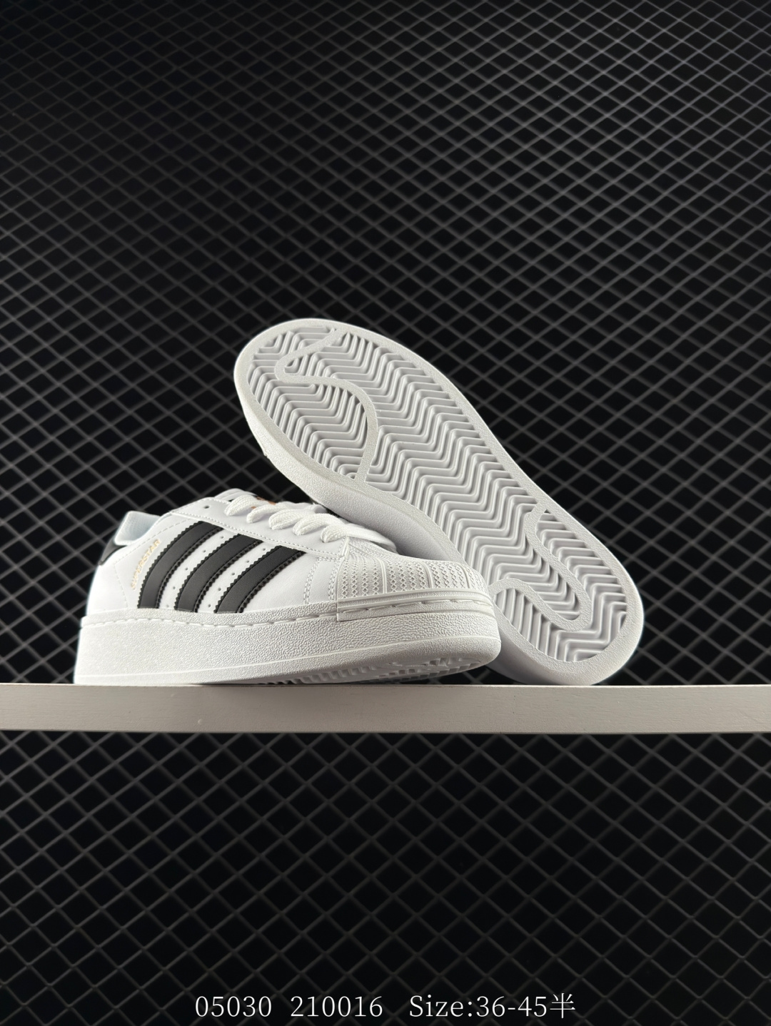 Adidas Originals Superstar XLG