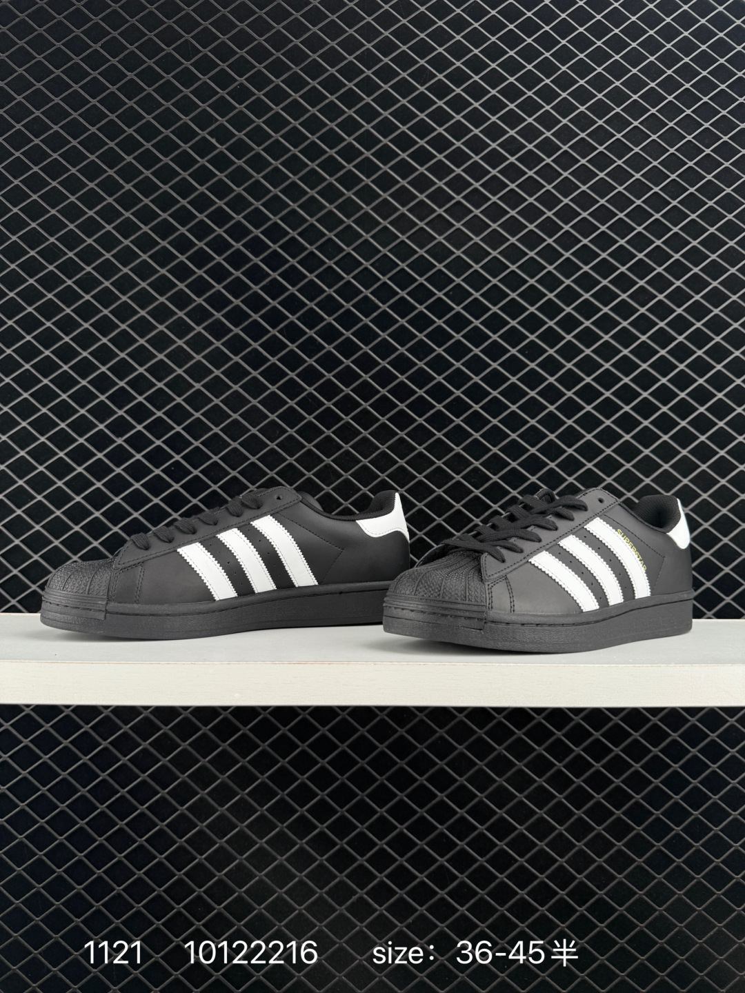 Adidas Originals Superstar XLG