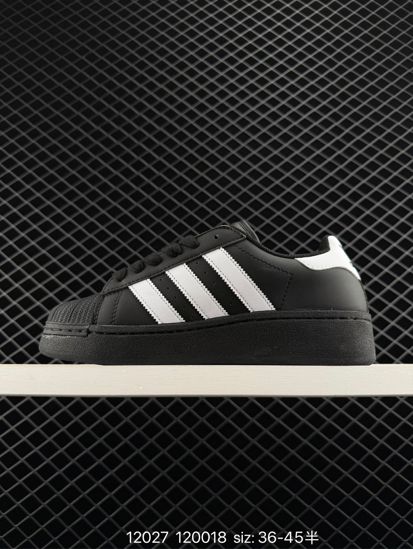 adidas originals Superstar XLG