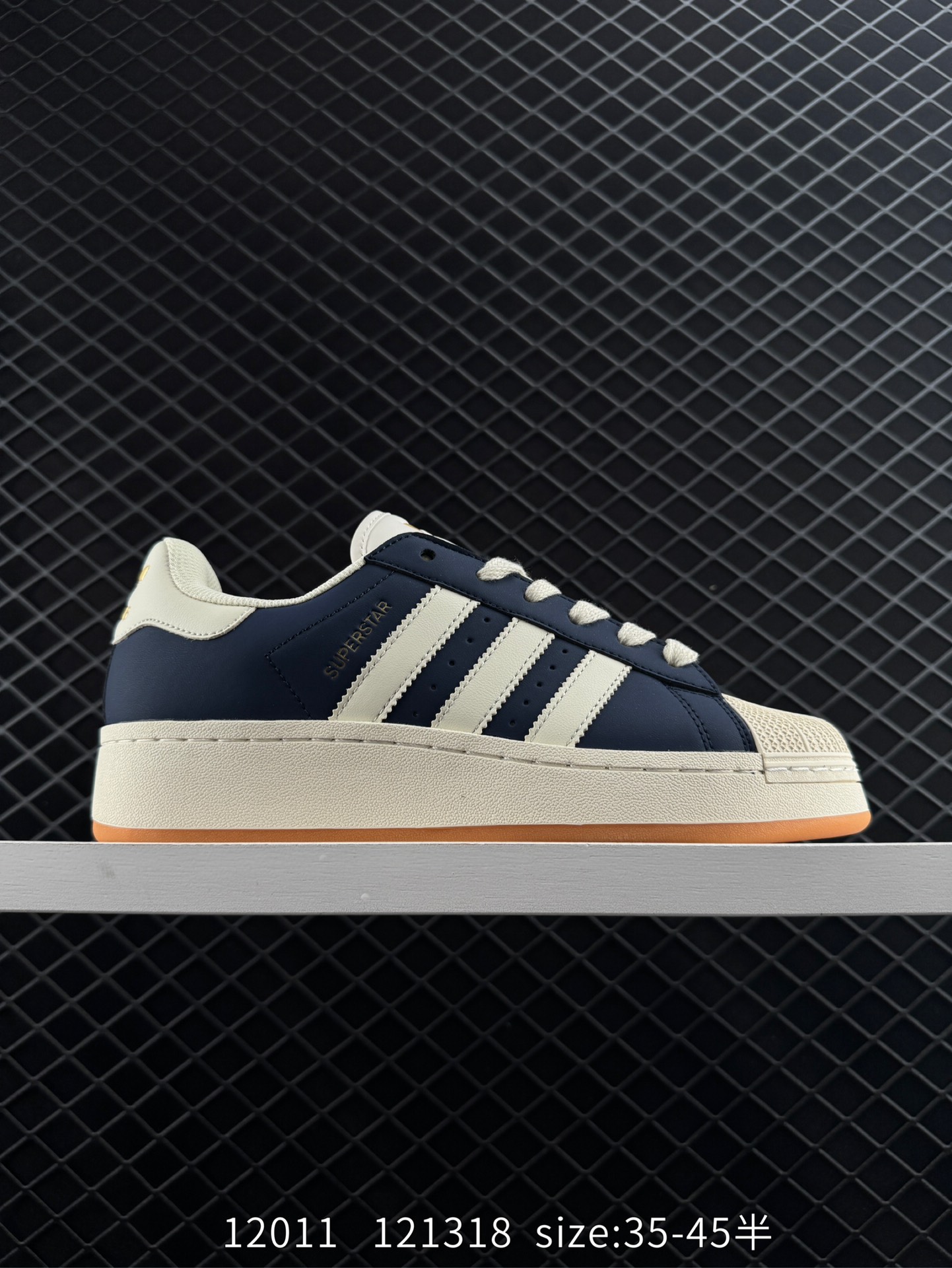 Adidas Originals Superstar XLG Adidas Originals Superstar XLG