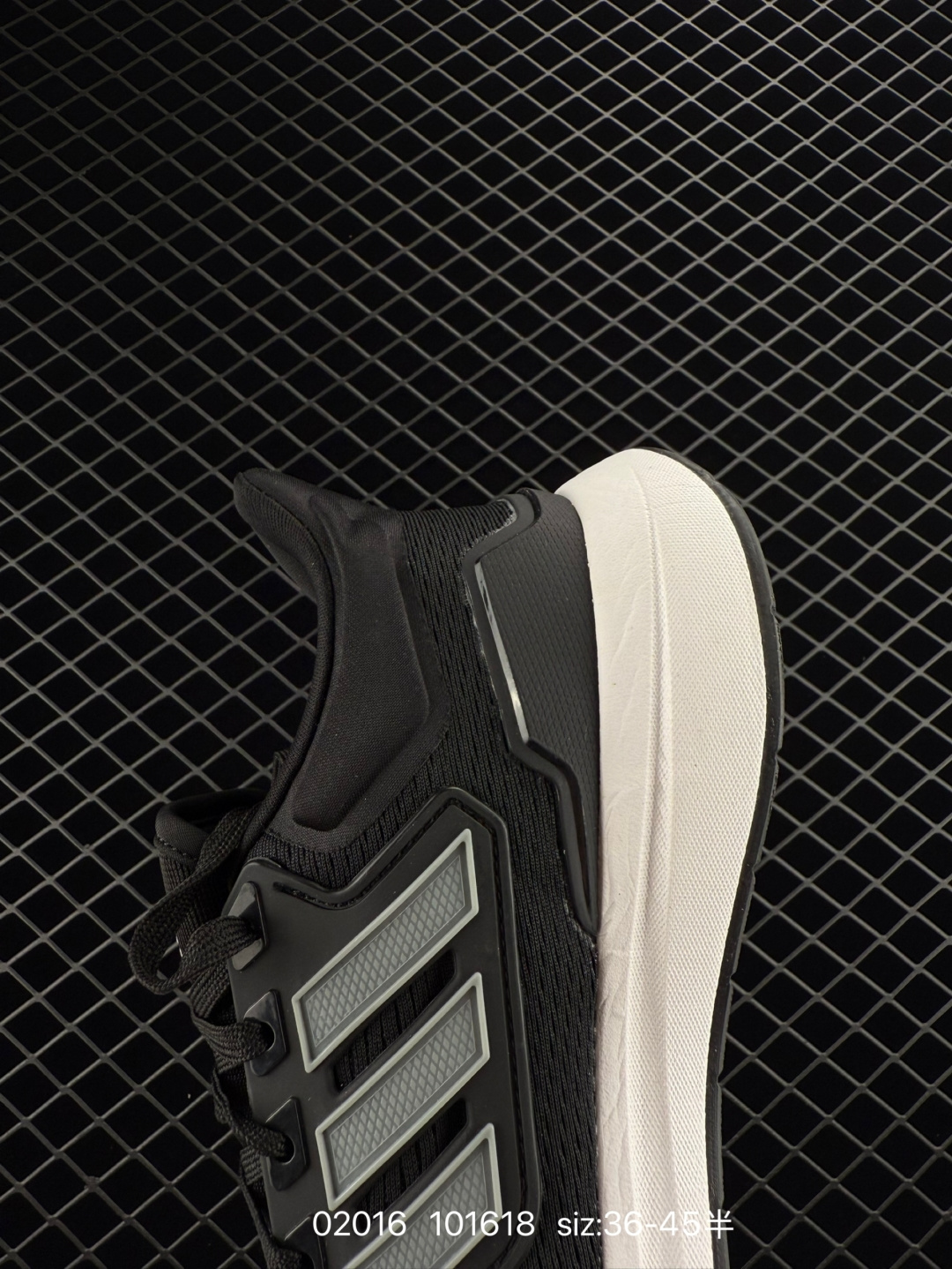 Adidas Beyond EQ21 RUN