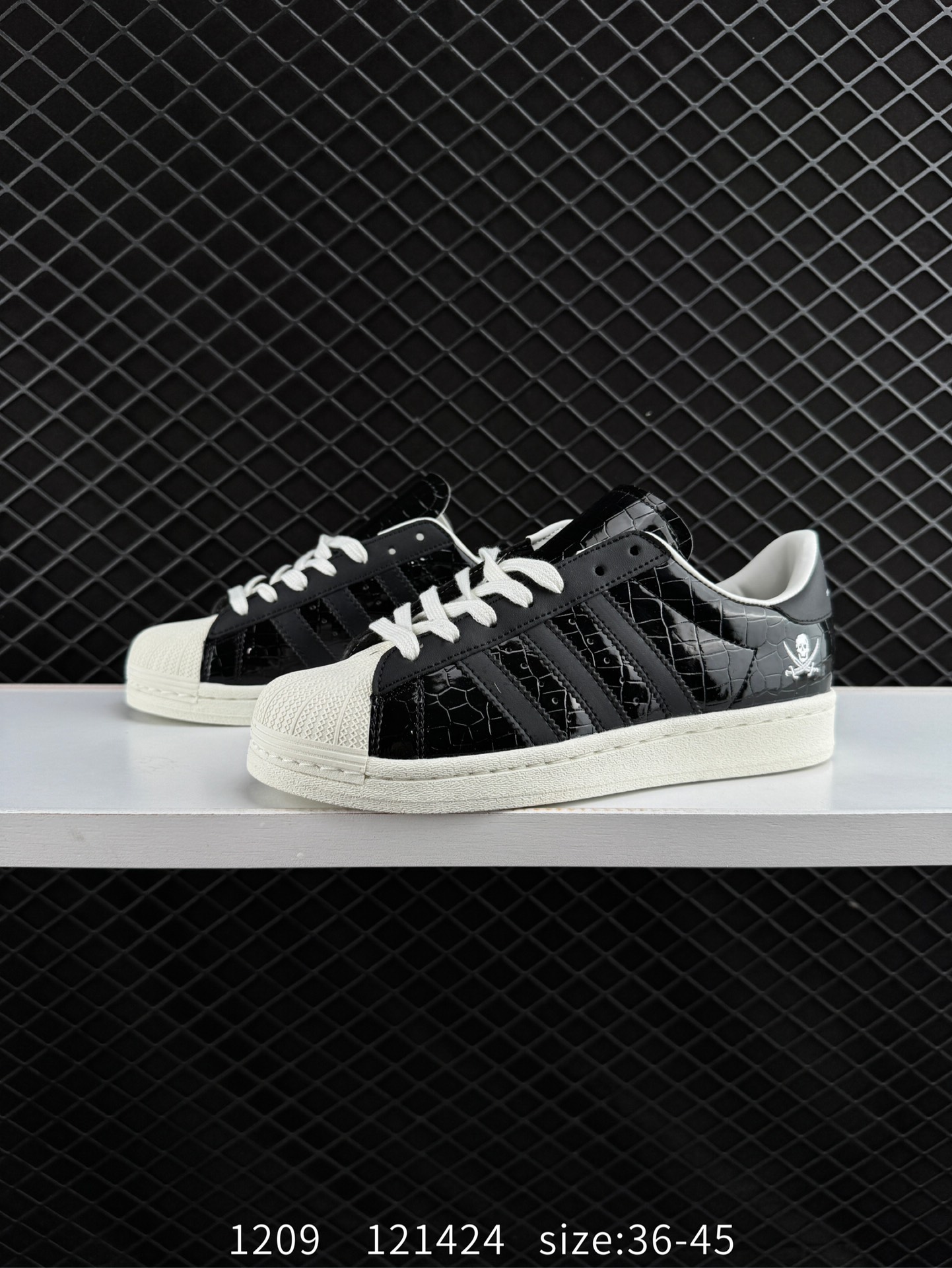 Adidas  Originals SSTR N 2024