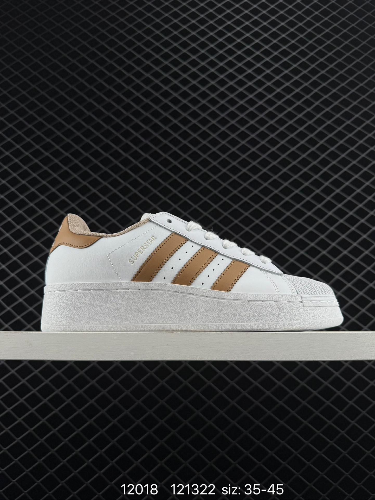 Adidas Originals Superstar XLG Adidas Originals Superstar XLG