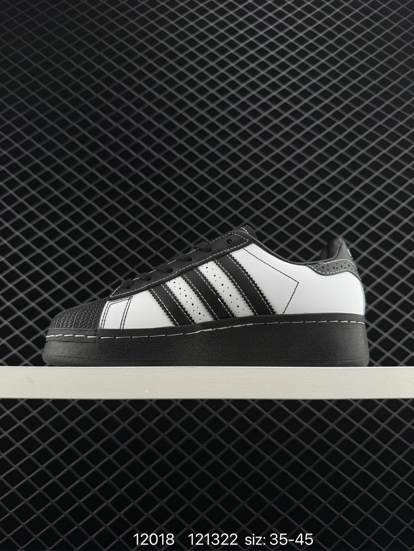 Adidas Originals Superstar XLG