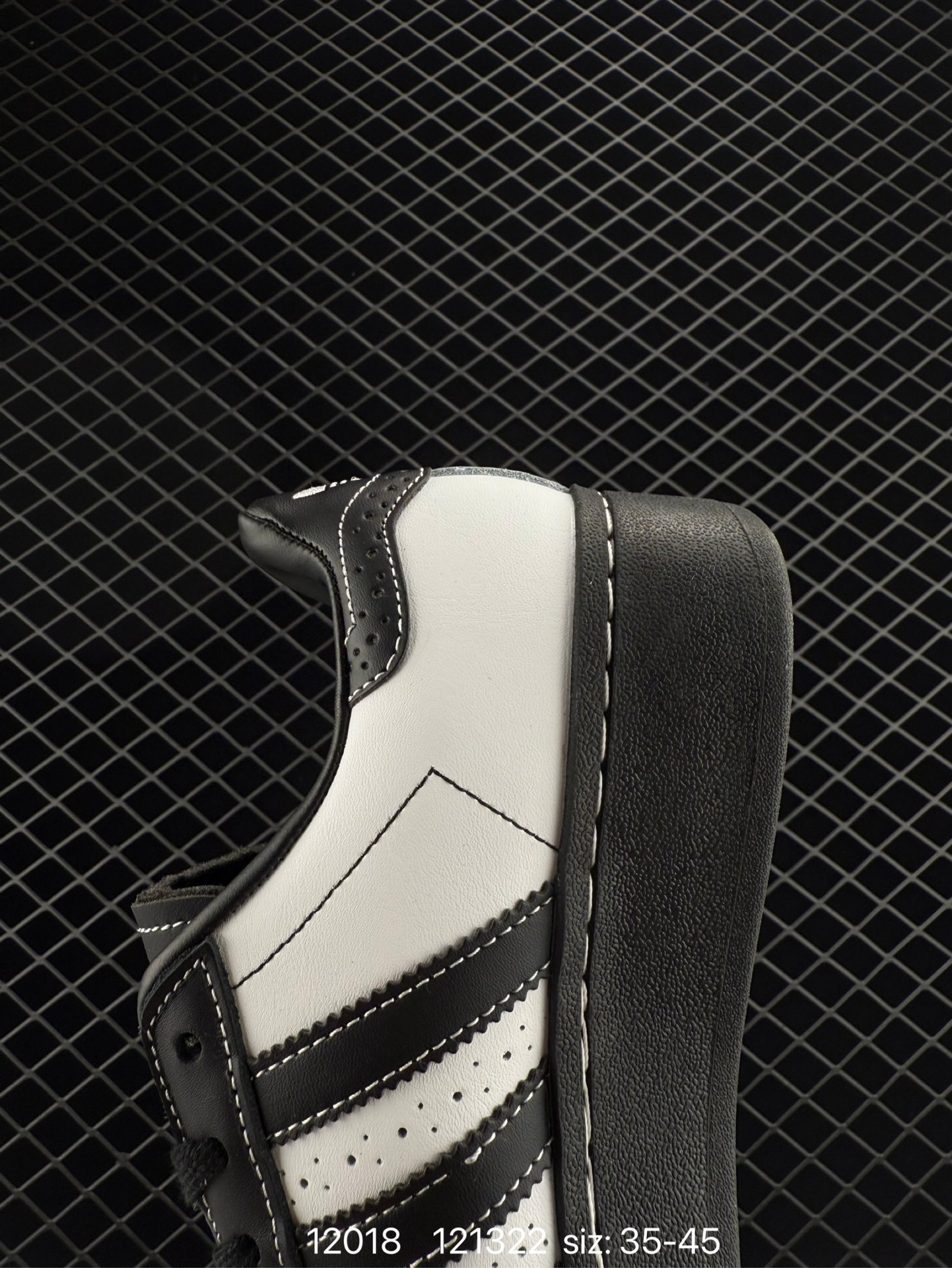 Adidas Originals Superstar XLG