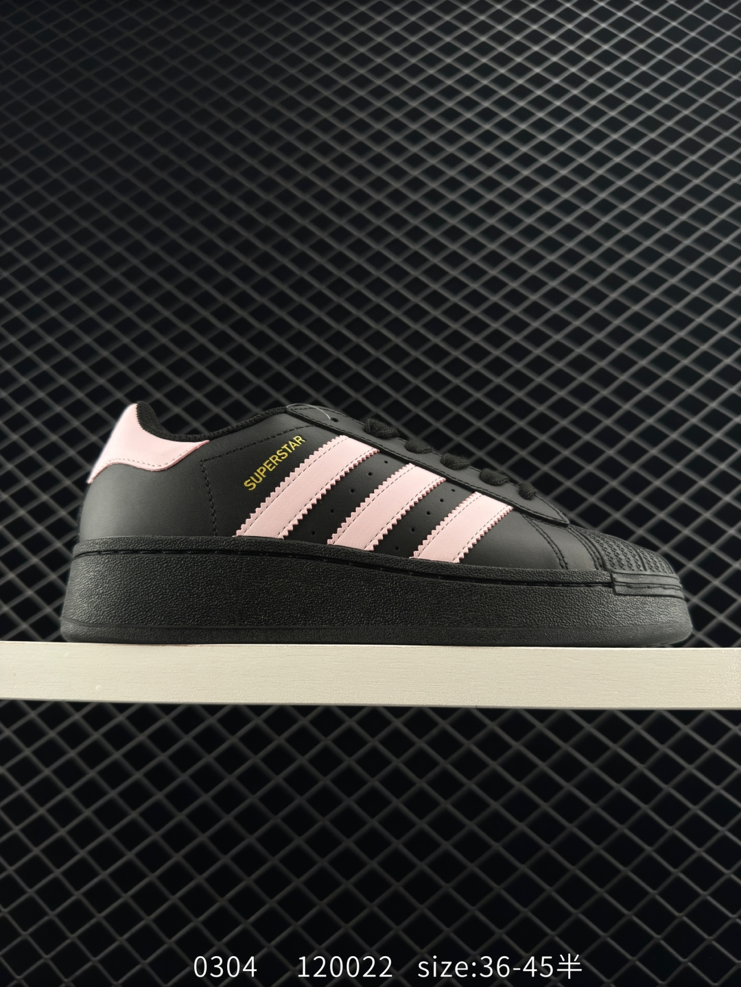 Adidas Originals Superstar XLG Adidas Originals Superstar XLG