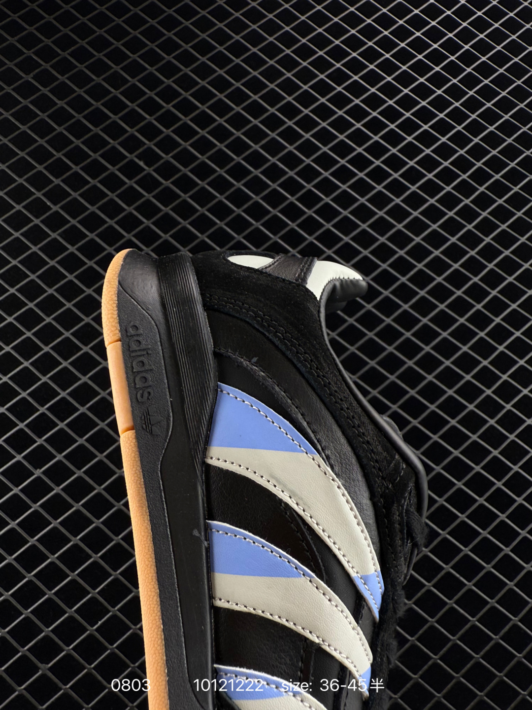 ADIDAS PREDATOR FREESTYLE