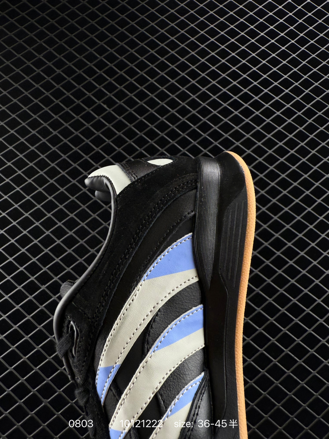 ADIDAS PREDATOR FREESTYLE