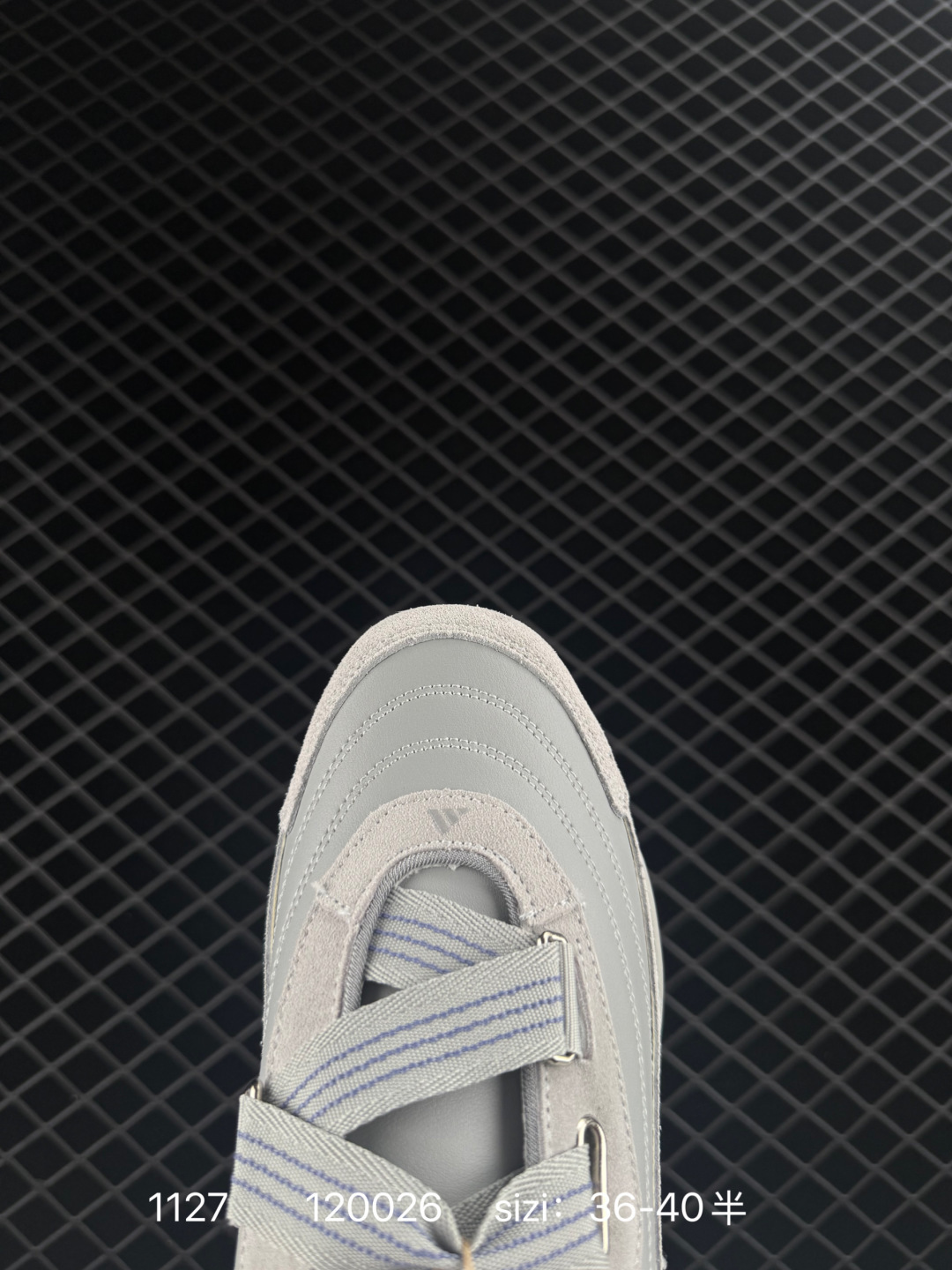 ADIDAS URBAN REVERIE