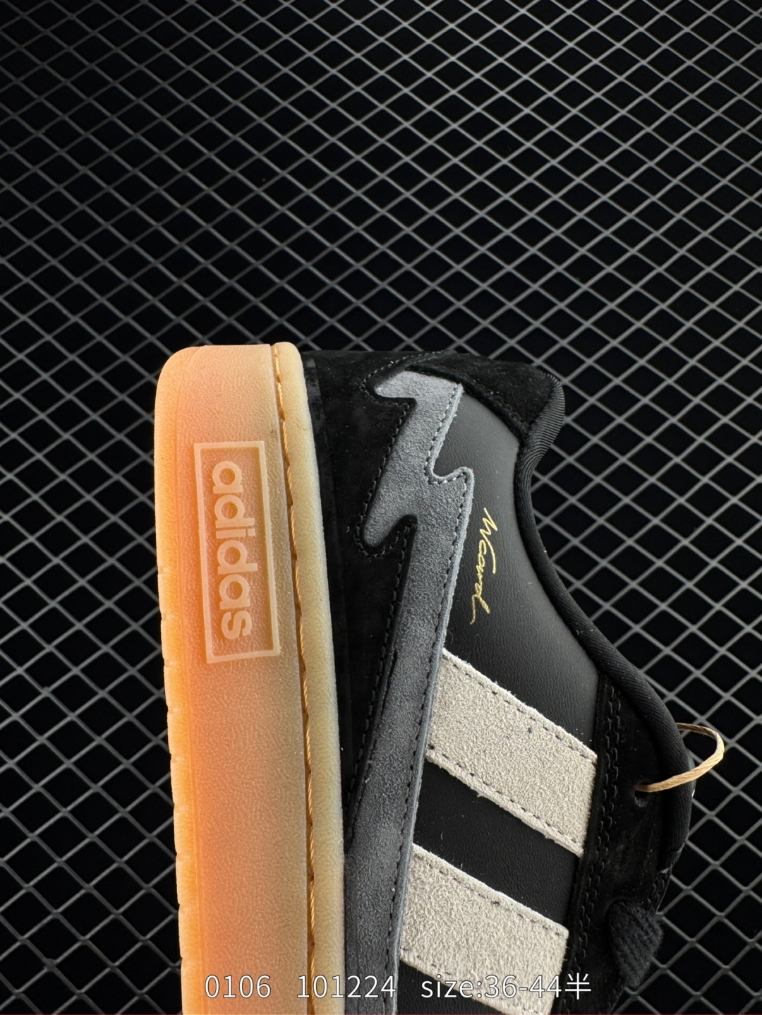 adidas WCARD ADV