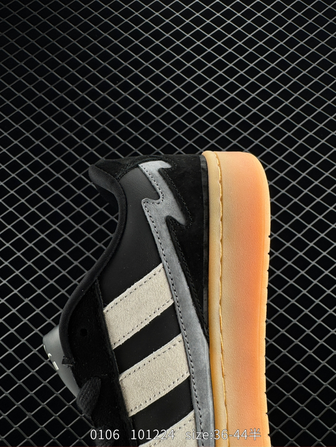 adidas WCARD ADV