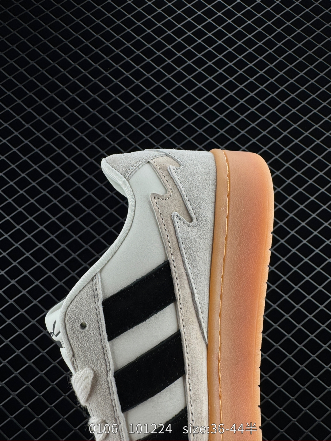 adidas WCARD ADV