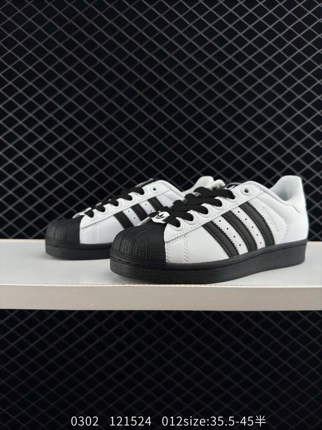Adidas  Originals Superstar II