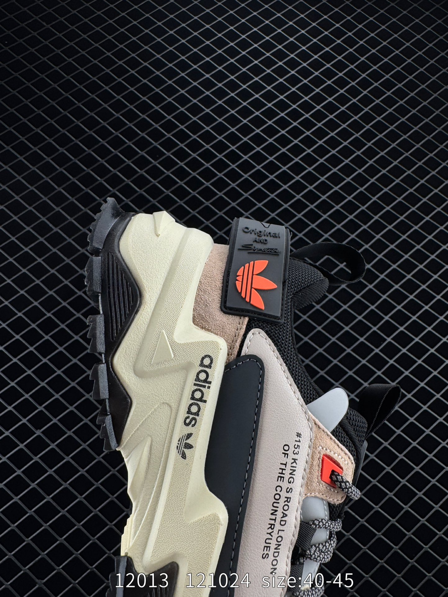 Adidas ORIGINAL AND LIFE